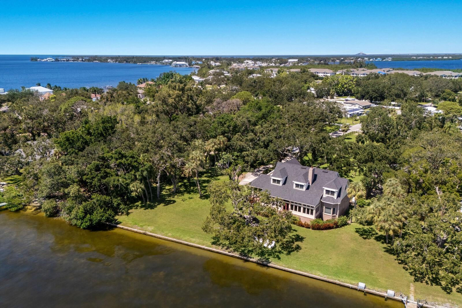 Palmetto, Florida, 34221, United States, 3 Bedrooms Bedrooms, ,4 BathroomsBathrooms,Residential,Active,1952285