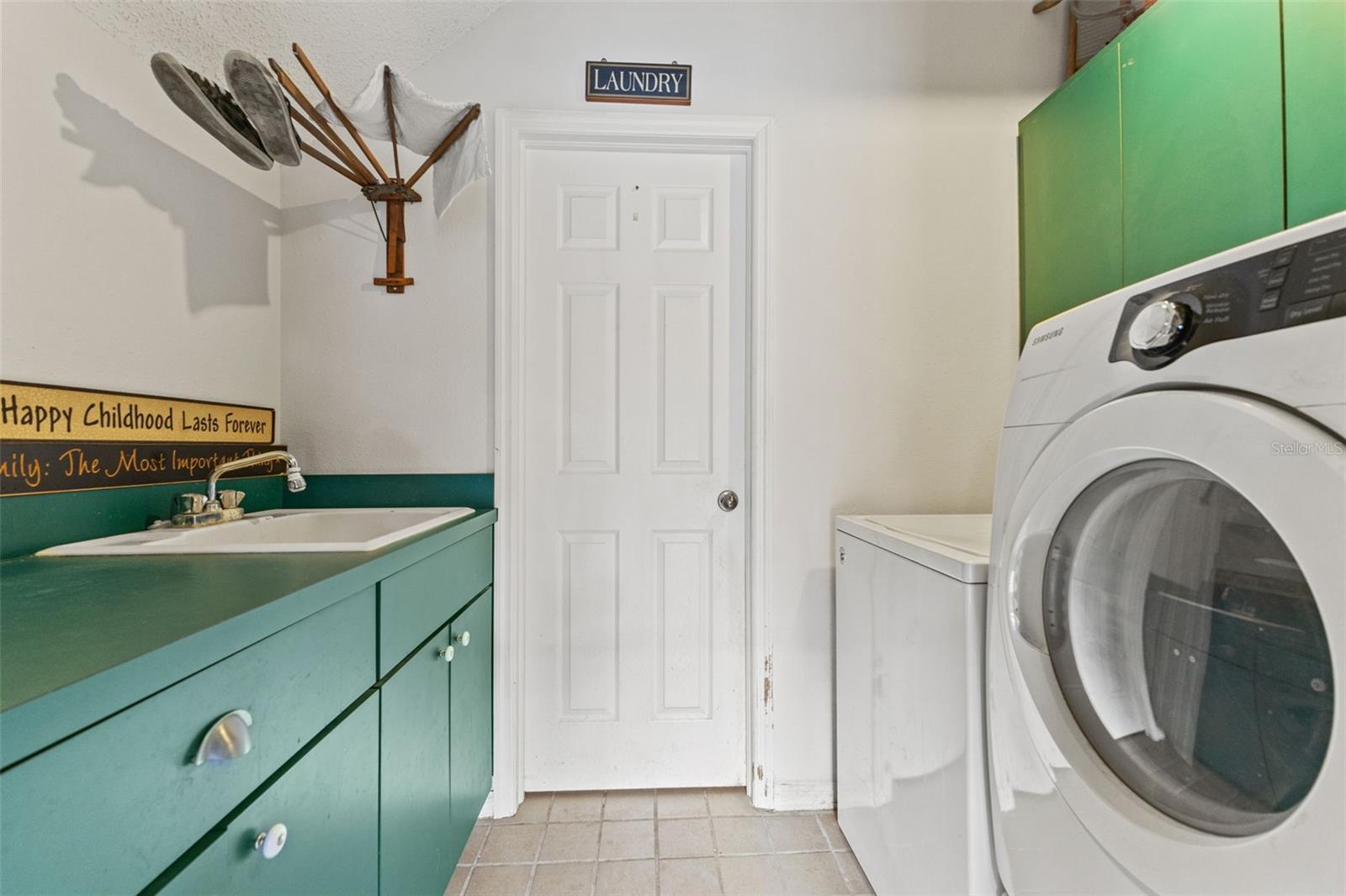 Brooksville, Florida, 34602, United States, 4 Bedrooms Bedrooms, ,6 BathroomsBathrooms,Residential,Active,1919396