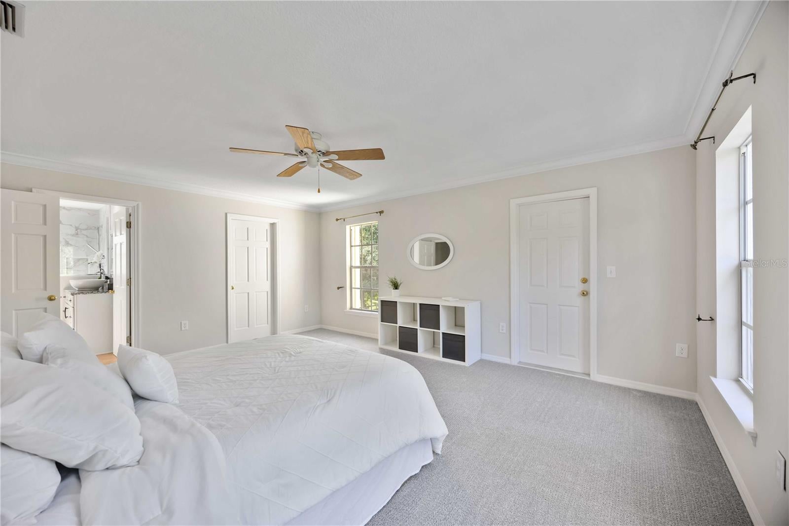 Nokomis, Florida, 34275, United States, 5 Bedrooms Bedrooms, ,5 BathroomsBathrooms,Residential,Active,1905473
