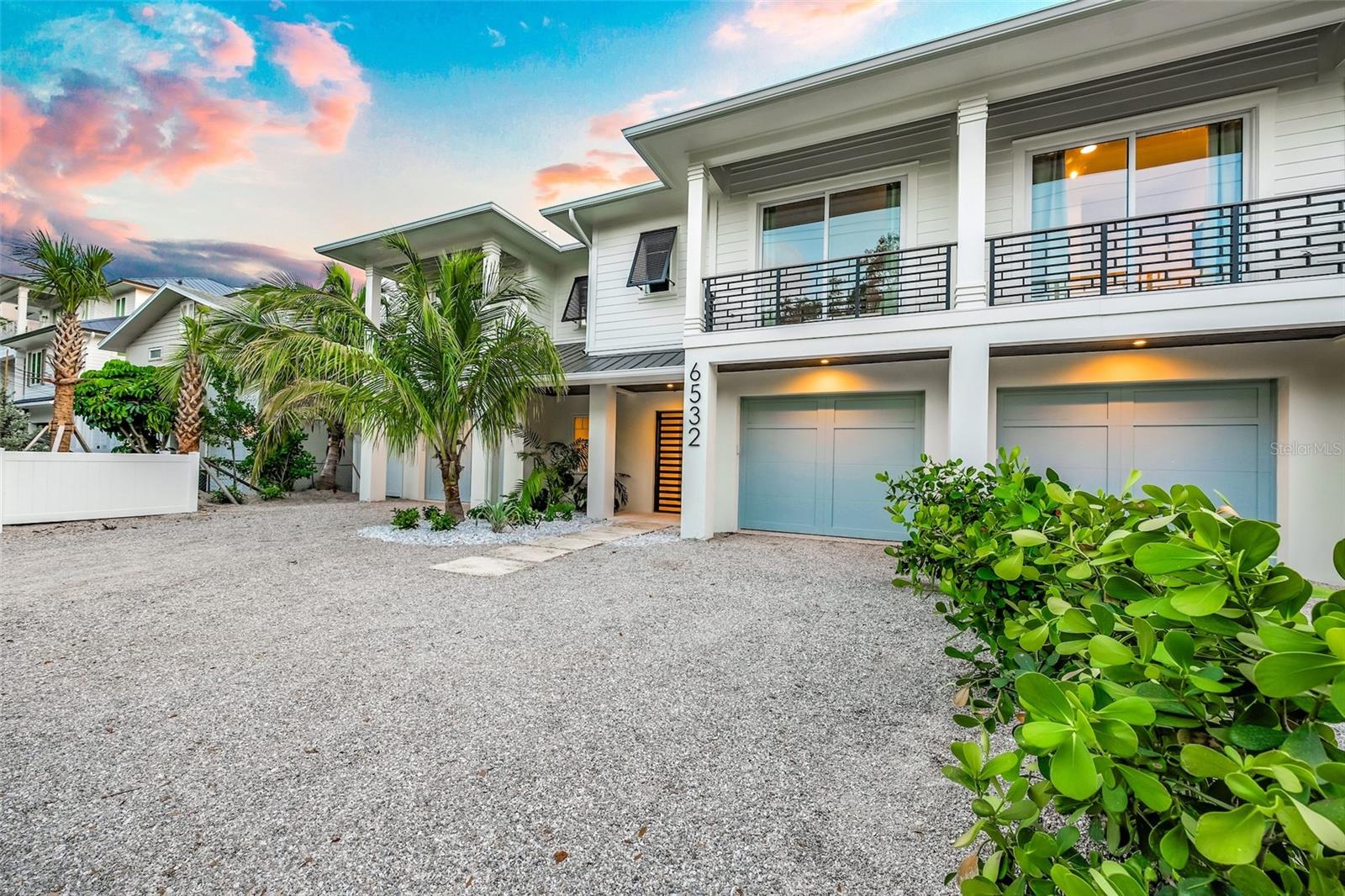 Sarasota, Florida, 34242, United States, 4 Bedrooms Bedrooms, ,5 BathroomsBathrooms,Residential,Active,1922294