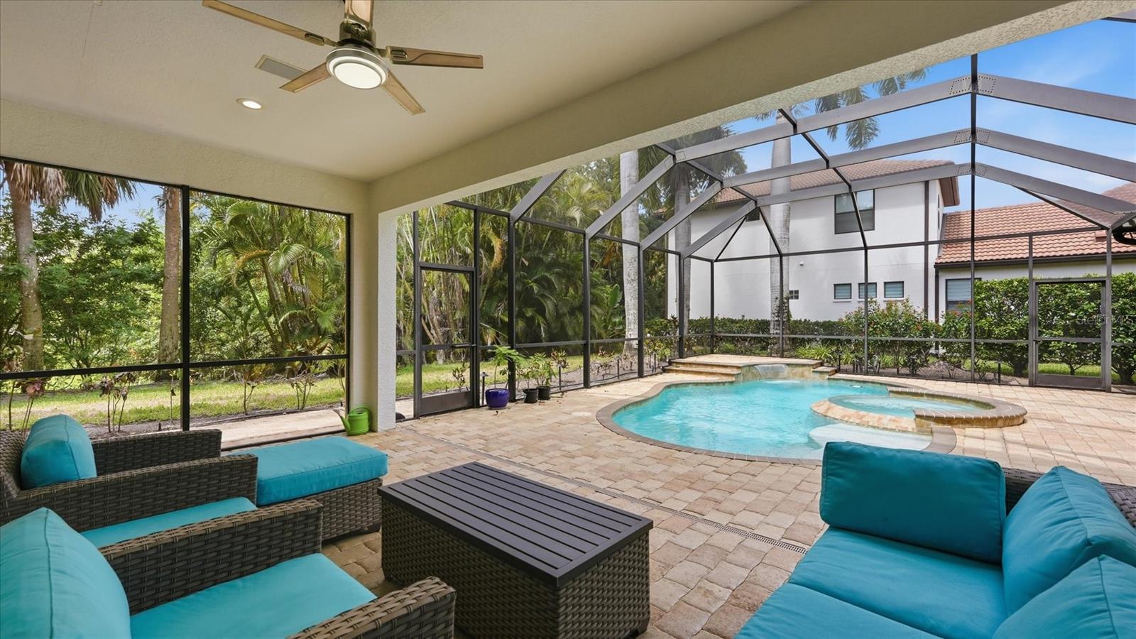 Sarasota, Florida, 34240, United States, 5 Bedrooms Bedrooms, ,4 BathroomsBathrooms,Residential,Active,2051990