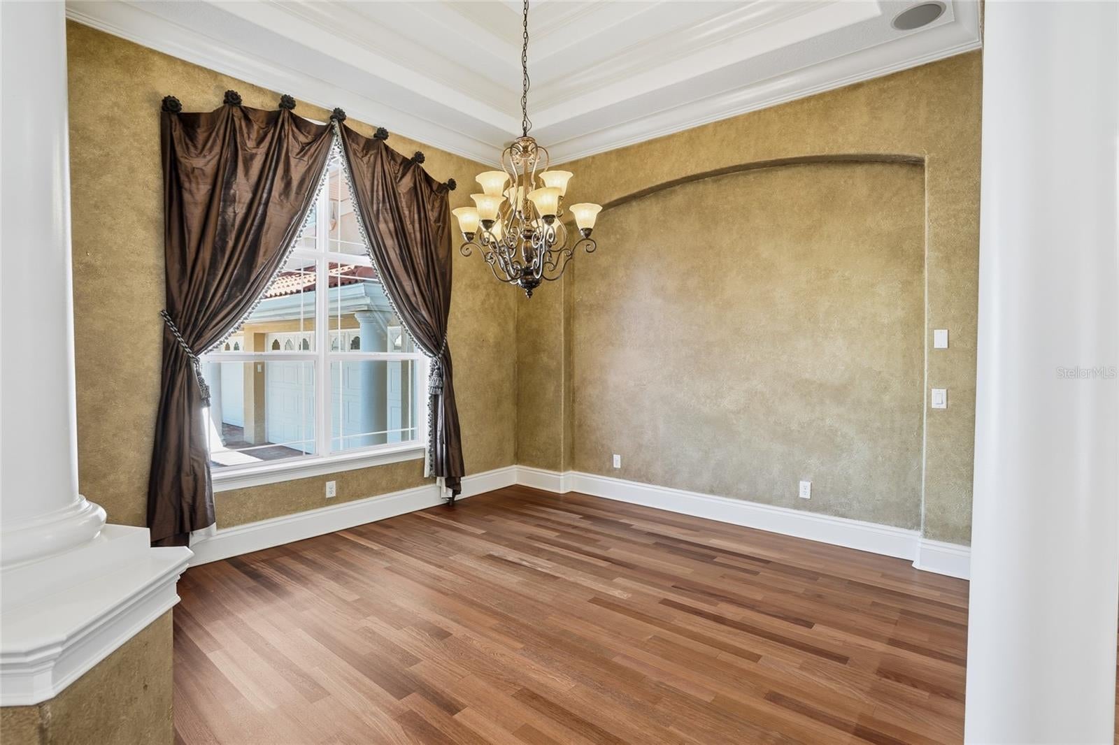 Tampa, Florida, 33647, United States, 5 Bedrooms Bedrooms, ,5 BathroomsBathrooms,Residential,Active,1990671