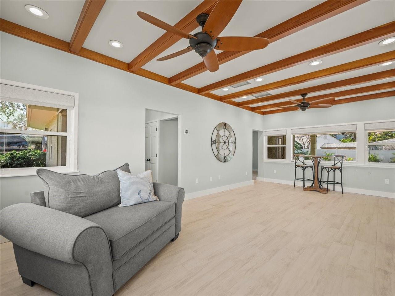 Redington Beach, Florida, 33708, United States, 3 Bedrooms Bedrooms, ,4 BathroomsBathrooms,Residential,Active,1936157