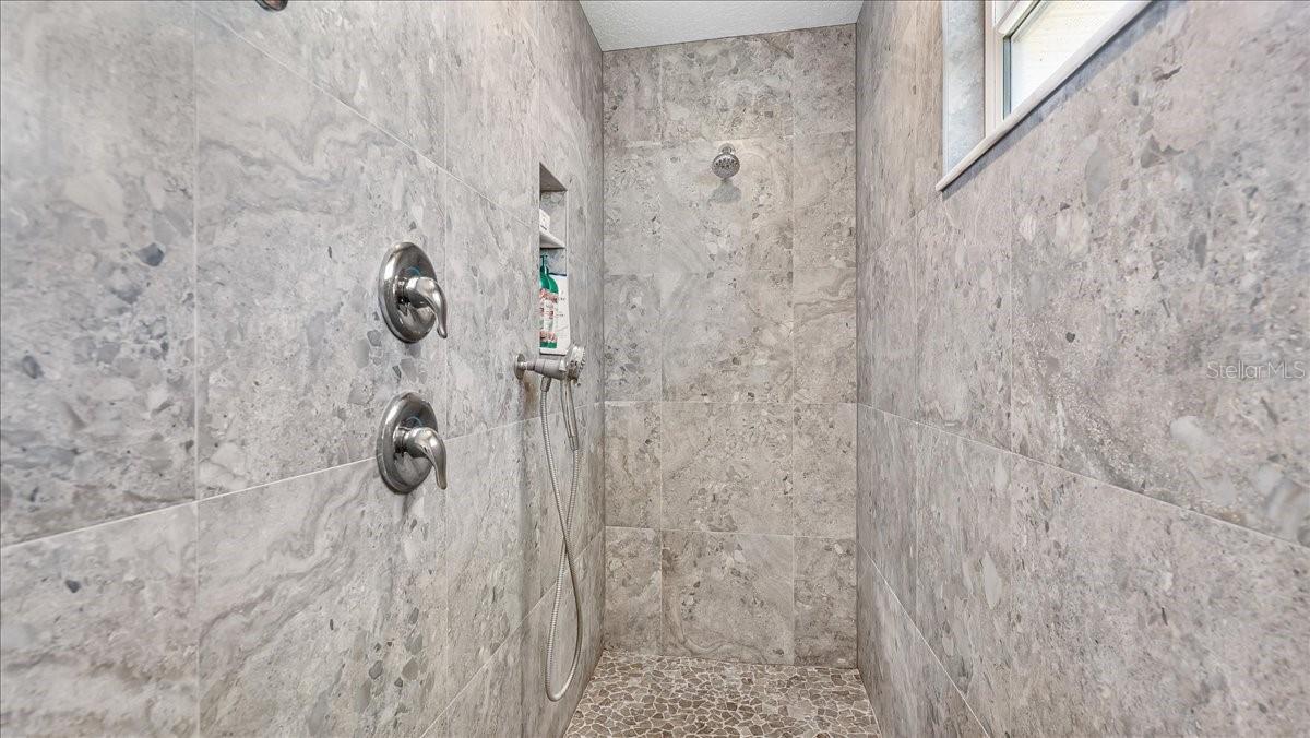 Cocoa Beach, Florida, 32931, United States, 5 Bedrooms Bedrooms, ,4 BathroomsBathrooms,Residential,Active,1880011
