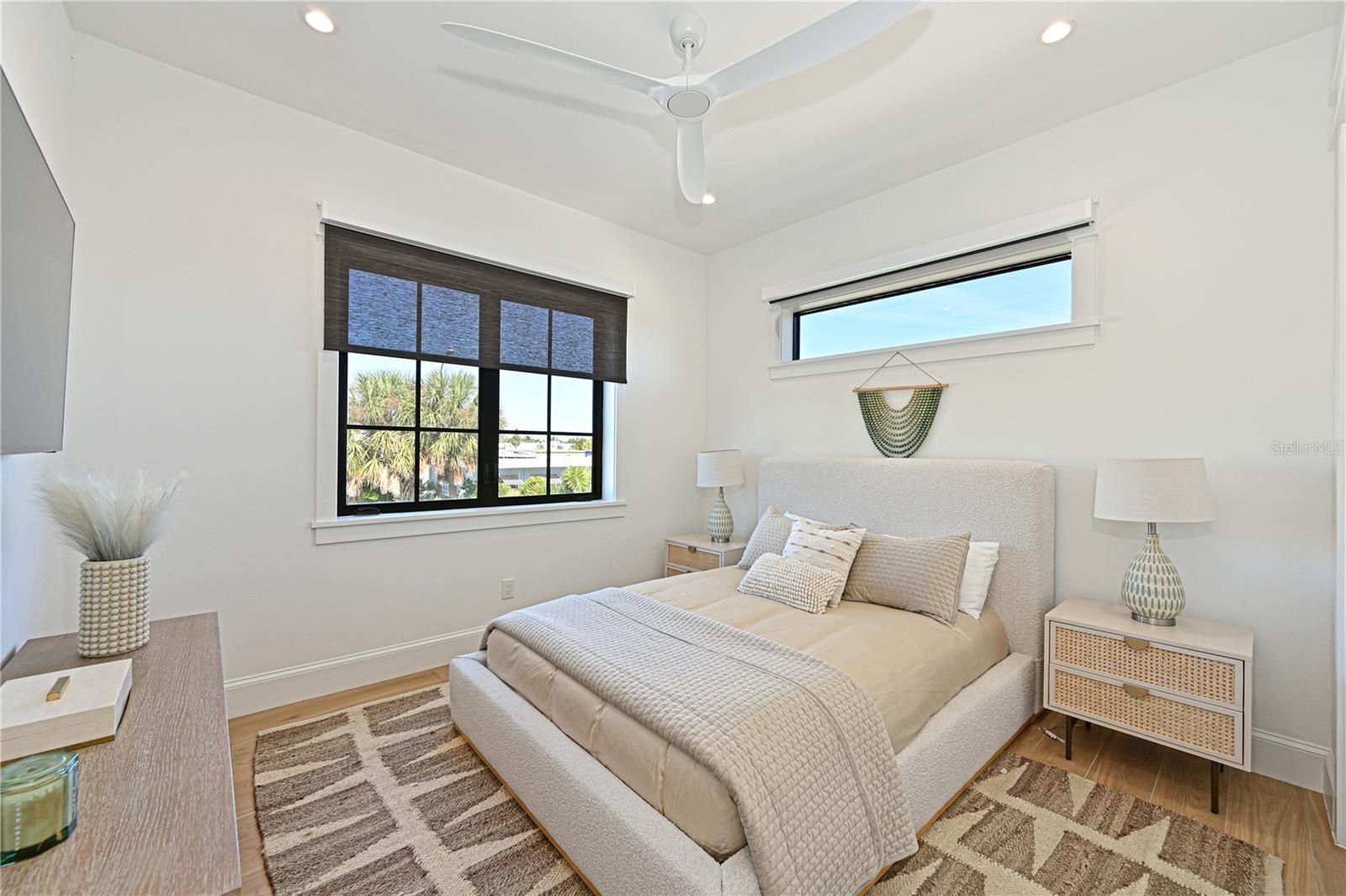 Holmes Beach, Florida, 34217, United States, 4 Bedrooms Bedrooms, ,4 BathroomsBathrooms,Residential,Active,1995267