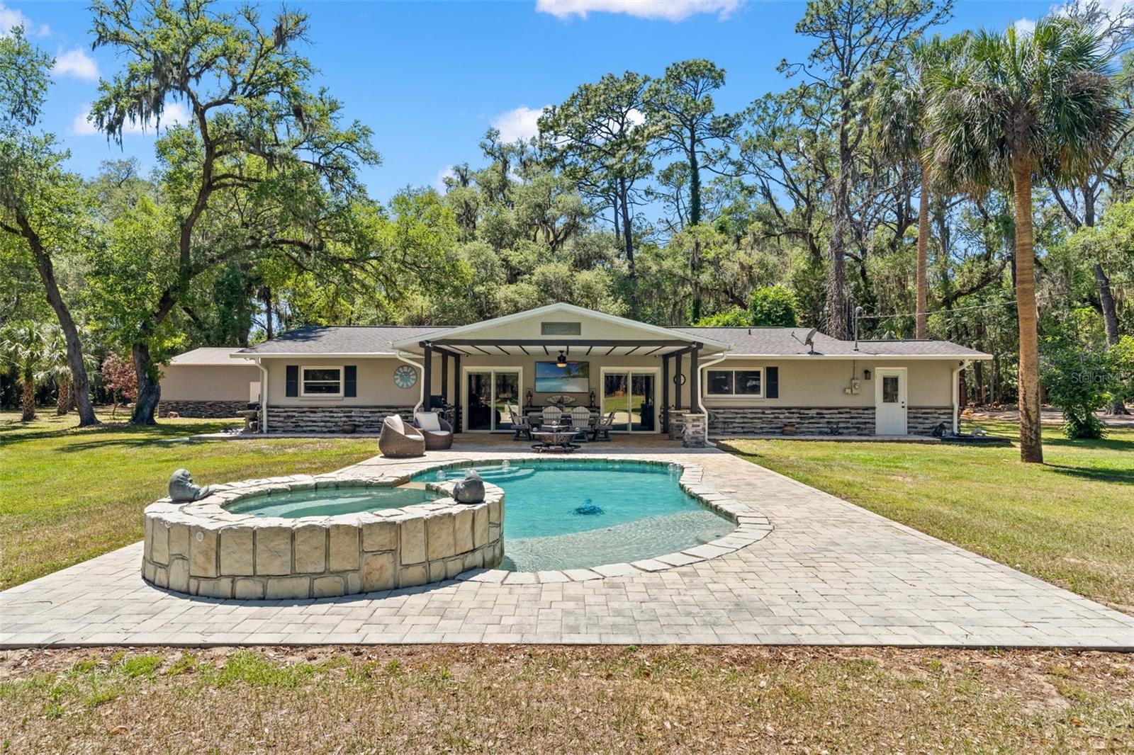 Crystal River, Florida, 34428, United States, 3 Bedrooms Bedrooms, ,3 BathroomsBathrooms,Residential,Active,2045556