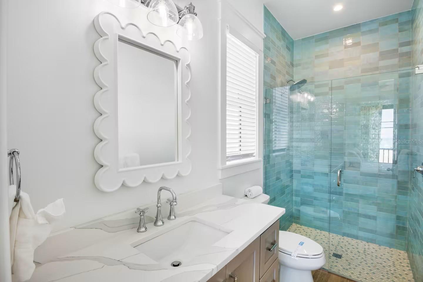 Bradenton Beach, Florida, 34217, United States, 7 Bedrooms Bedrooms, ,7 BathroomsBathrooms,Residential,Active,1971023