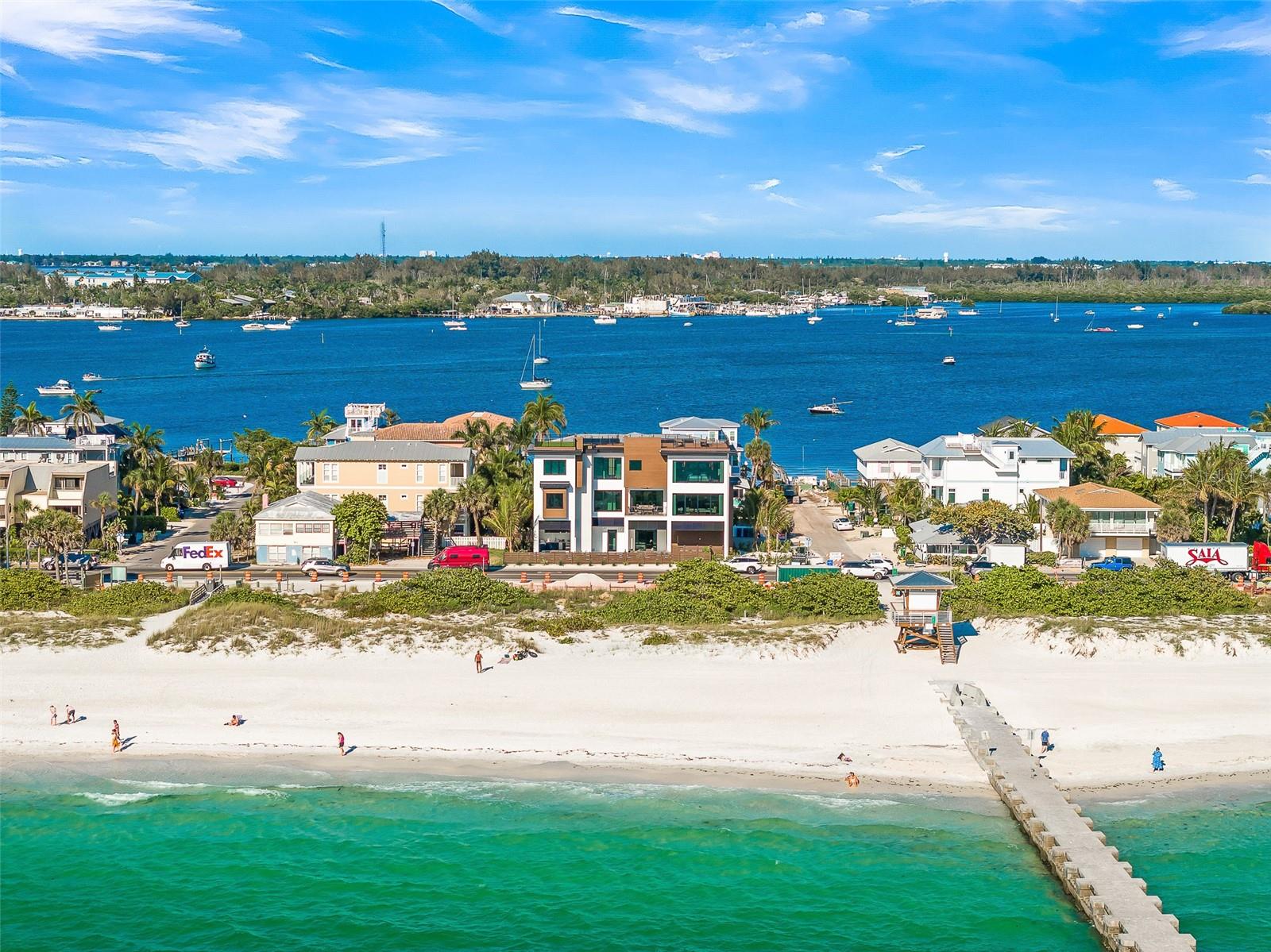 Bradenton Beach, Florida, 34217, United States, ,6 BathroomsBathrooms,Residential,Active,1829944