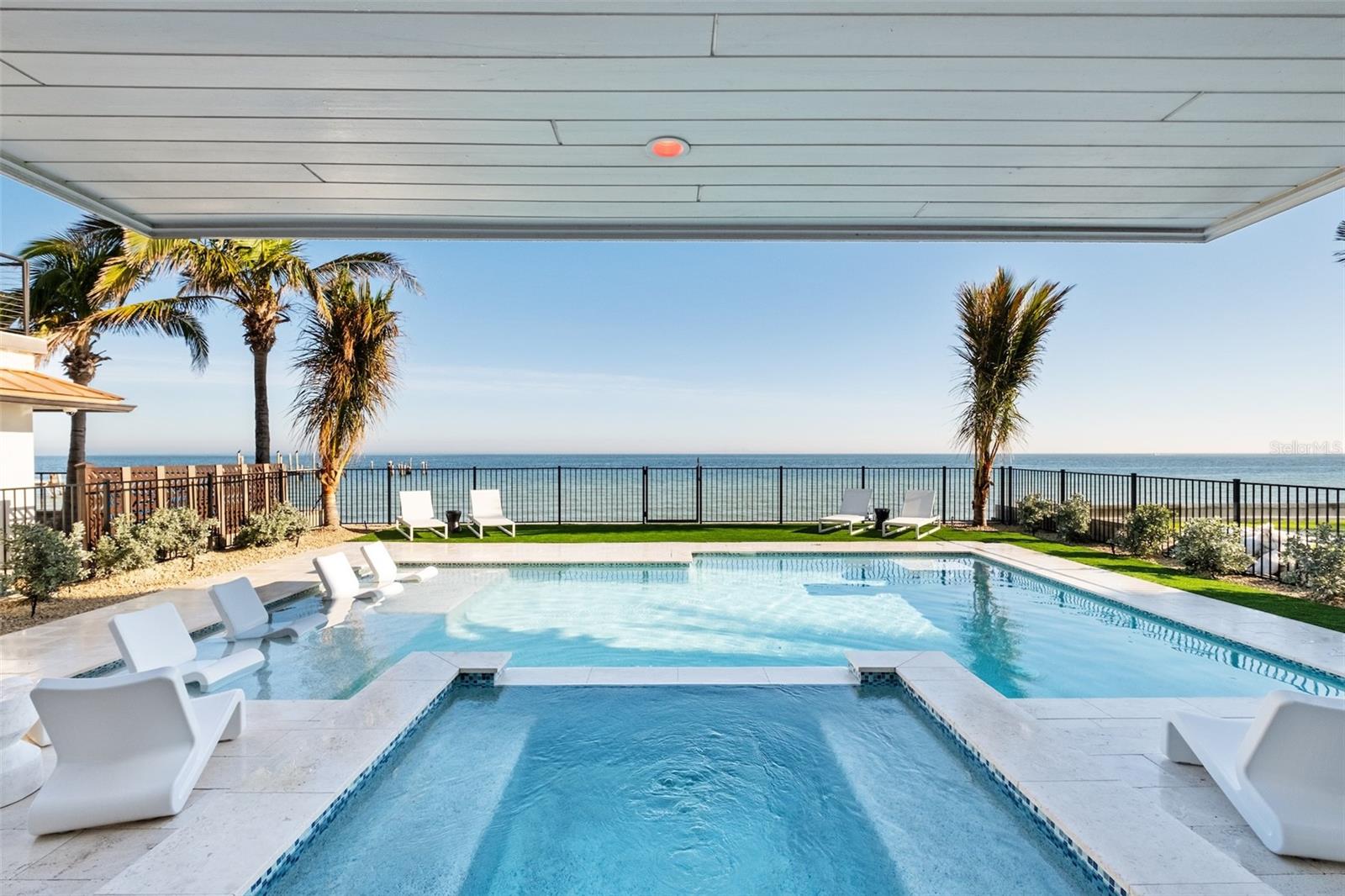 Anna Maria, Florida, 34216, United States, 7 Bedrooms Bedrooms, ,8 BathroomsBathrooms,Residential,Active,1892423