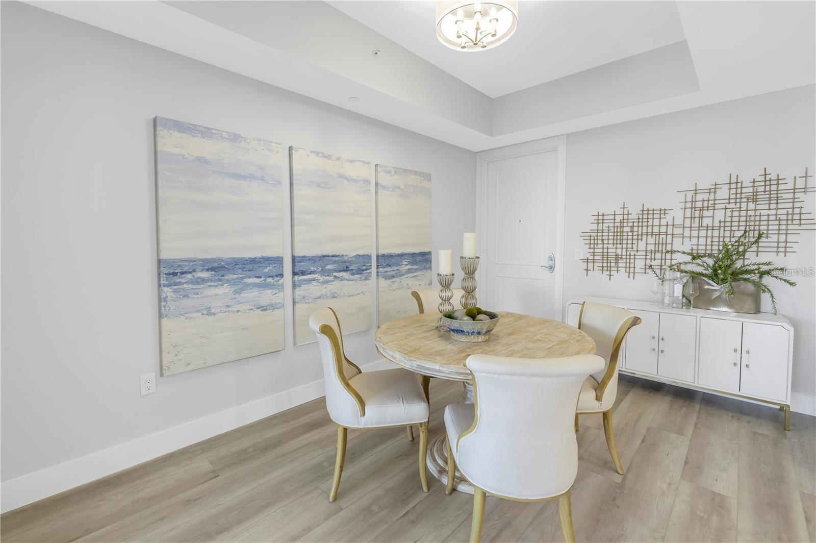 St Petersburg, Florida, 33701, United States, 2 Bedrooms Bedrooms, ,3 BathroomsBathrooms,Residential,Active,1888963