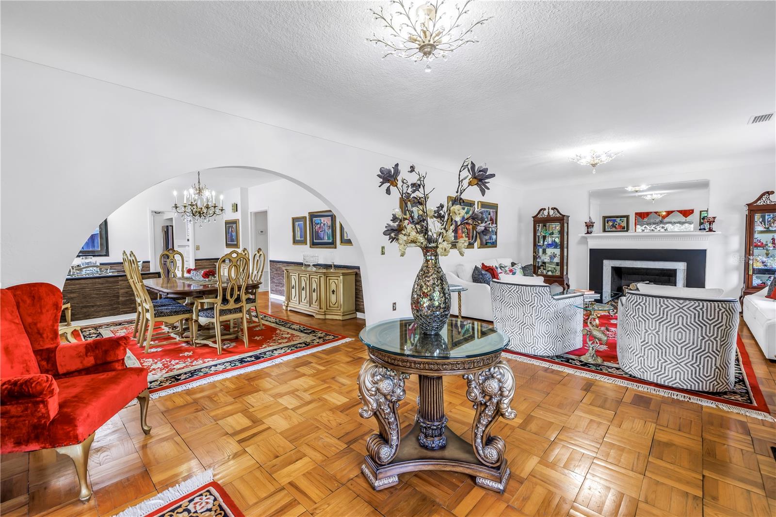 St Petersburg, Florida, 33704, United States, ,3 BathroomsBathrooms,Residential,Active,1824541