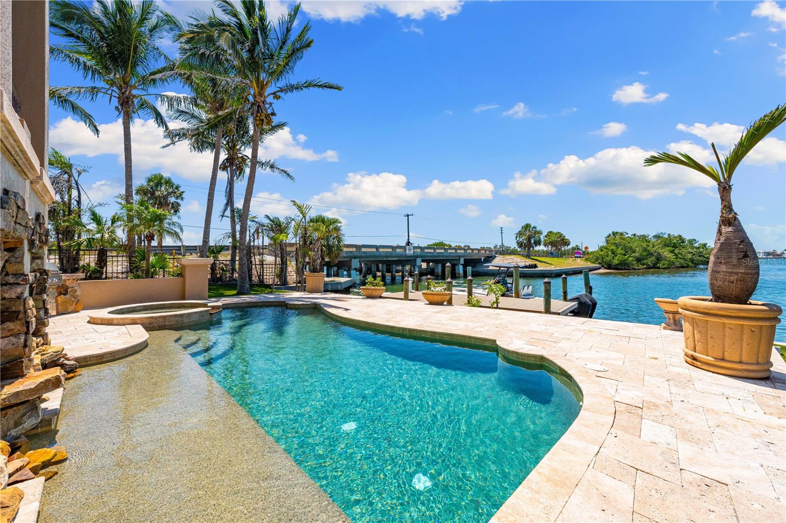 Sarasota, Florida, 34236, United States, 5 Bedrooms Bedrooms, ,6 BathroomsBathrooms,Residential,Active,1834475