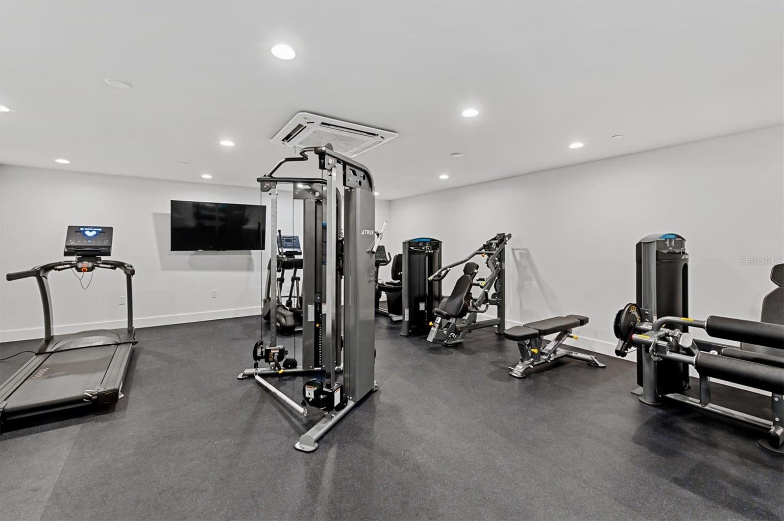 St Petersburg, Florida, 33706, United States, ,2 BathroomsBathrooms,Residential,Active,1701793