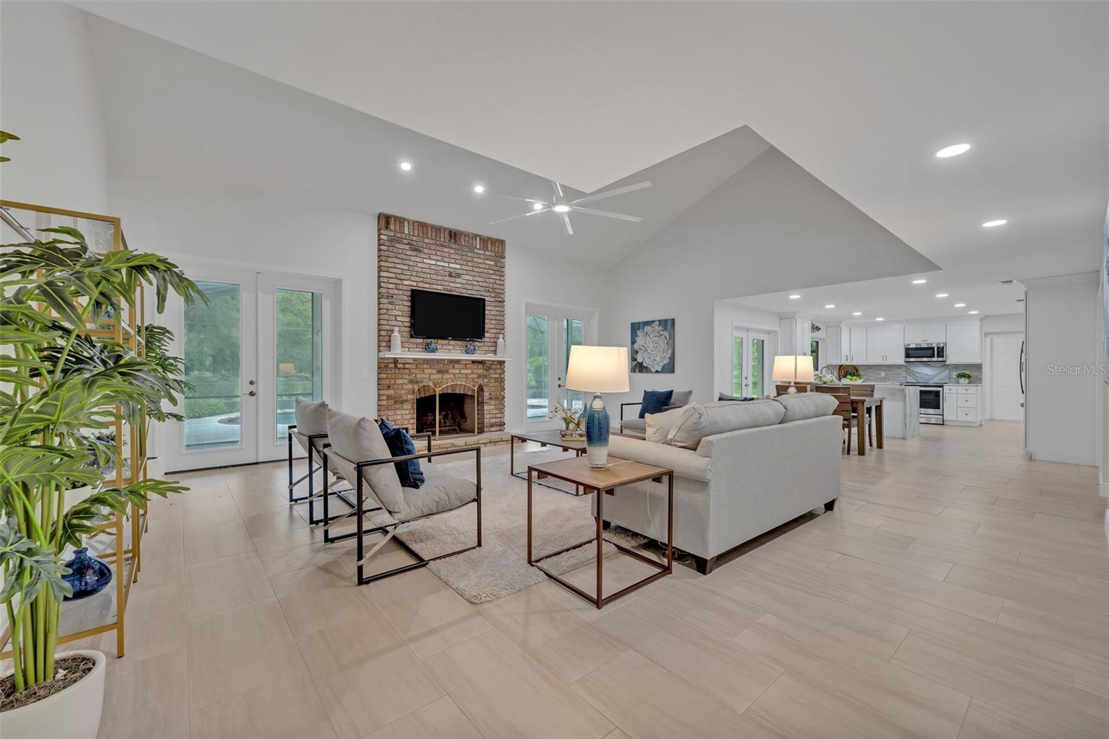 Geneva, Florida, 32732, United States, ,4 BathroomsBathrooms,Residential,Active,1701775