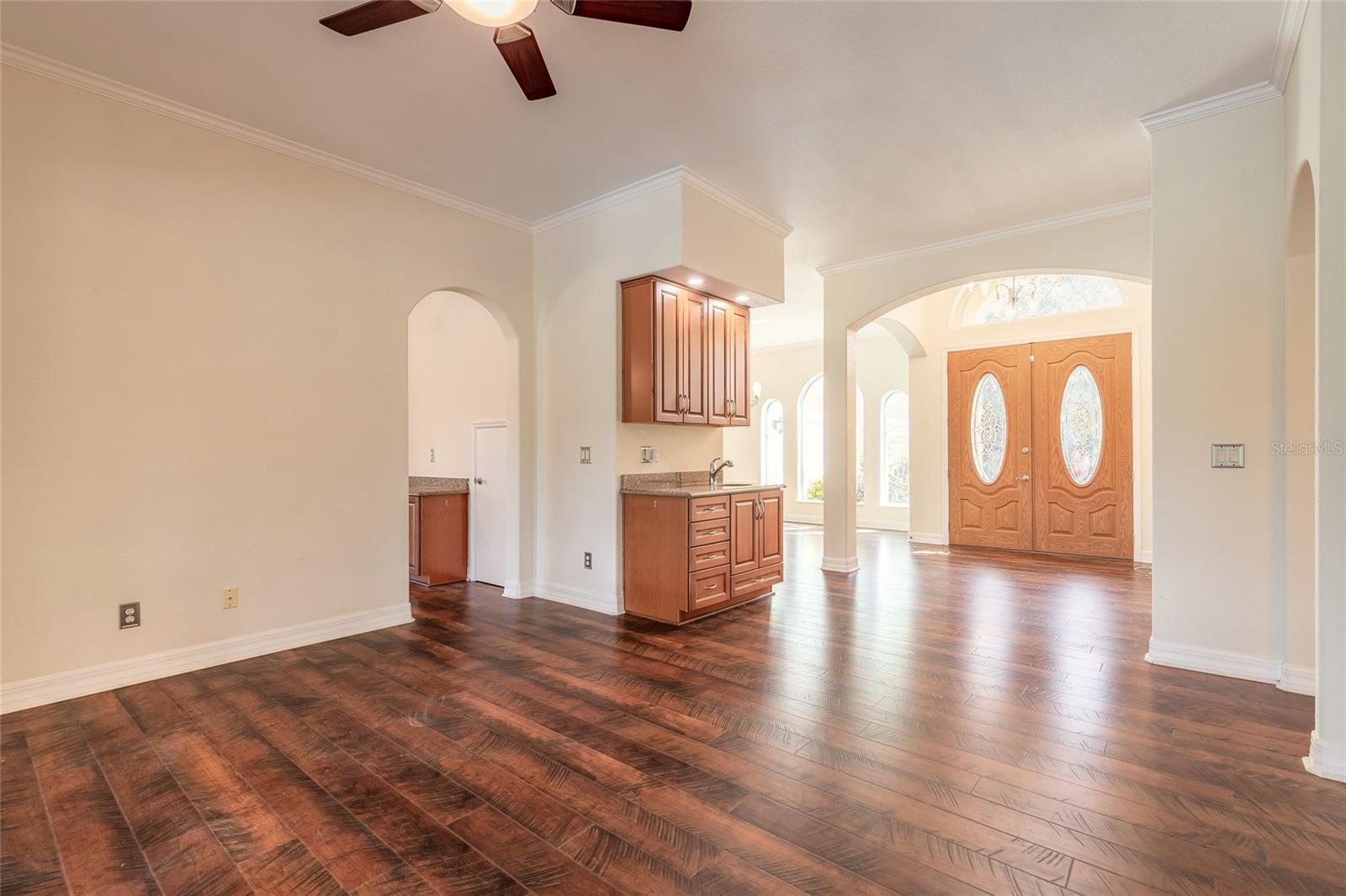 Daytona Beach, Florida, 32124, United States, 5 Bedrooms Bedrooms, ,4 BathroomsBathrooms,Residential,Active,1945086