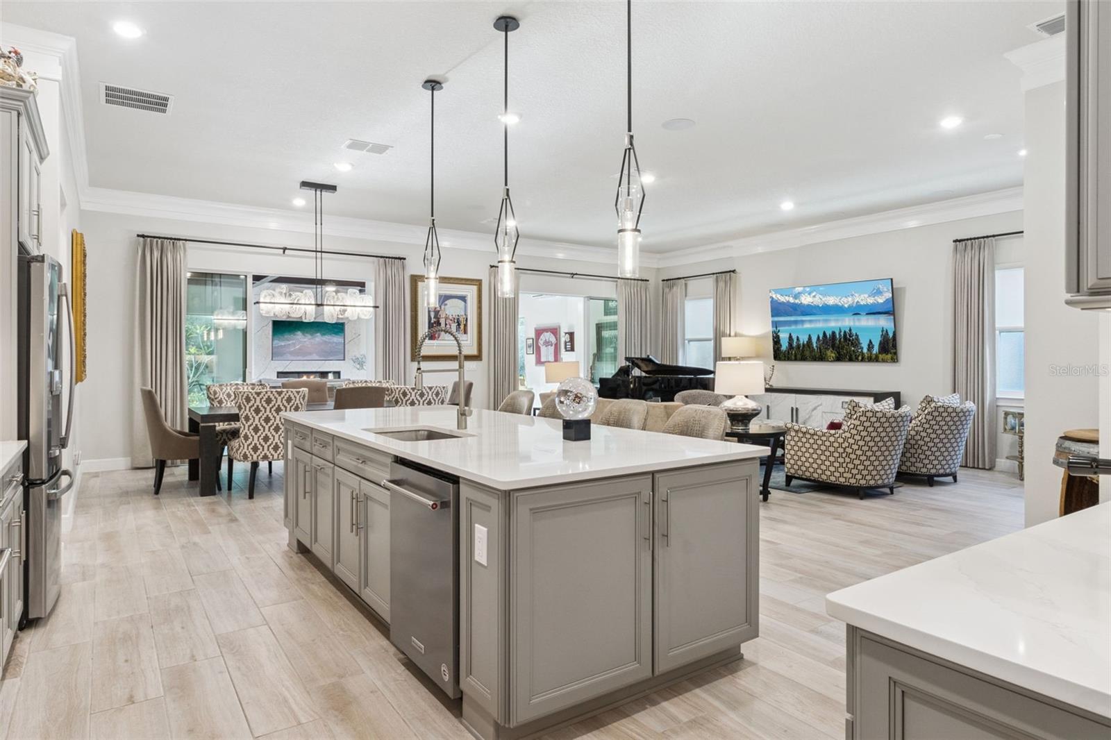 St Cloud, Florida, 34771, United States, 3 Bedrooms Bedrooms, ,4 BathroomsBathrooms,Residential,Active,1985869