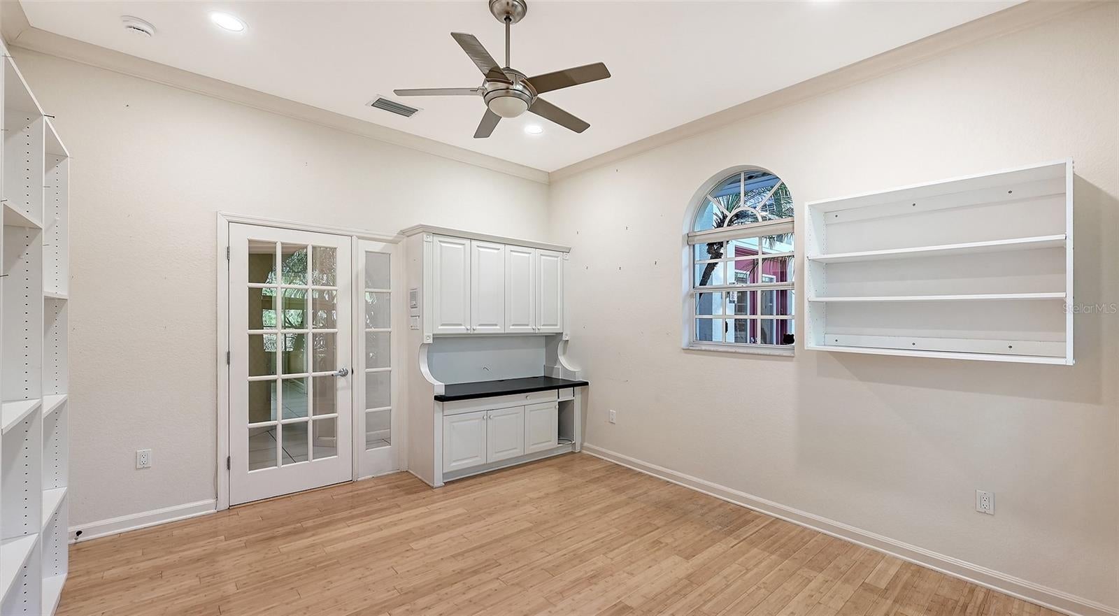 Sarasota, Florida, 34241, United States, 6 Bedrooms Bedrooms, ,5 BathroomsBathrooms,Residential,Active,2027822