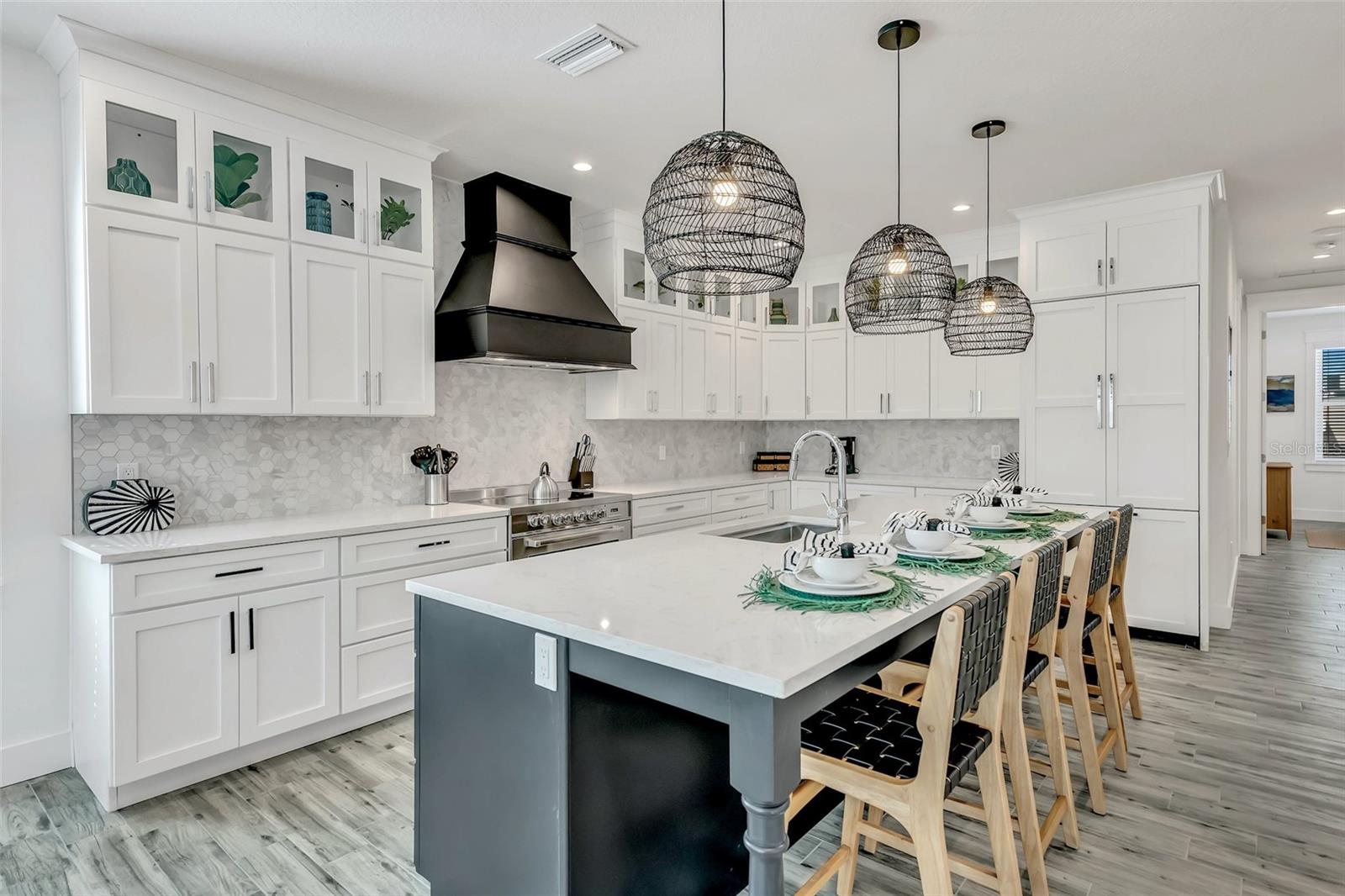 Sarasota, Florida, 34242, United States, 7 Bedrooms Bedrooms, ,7 BathroomsBathrooms,Residential,Active,1831779