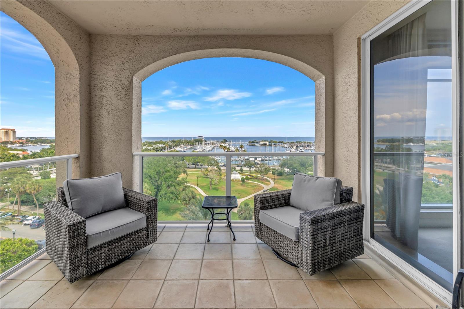 St Petersburg, Florida, 33701, United States, 3 Bedrooms Bedrooms, ,3 BathroomsBathrooms,Residential,Active,2045043