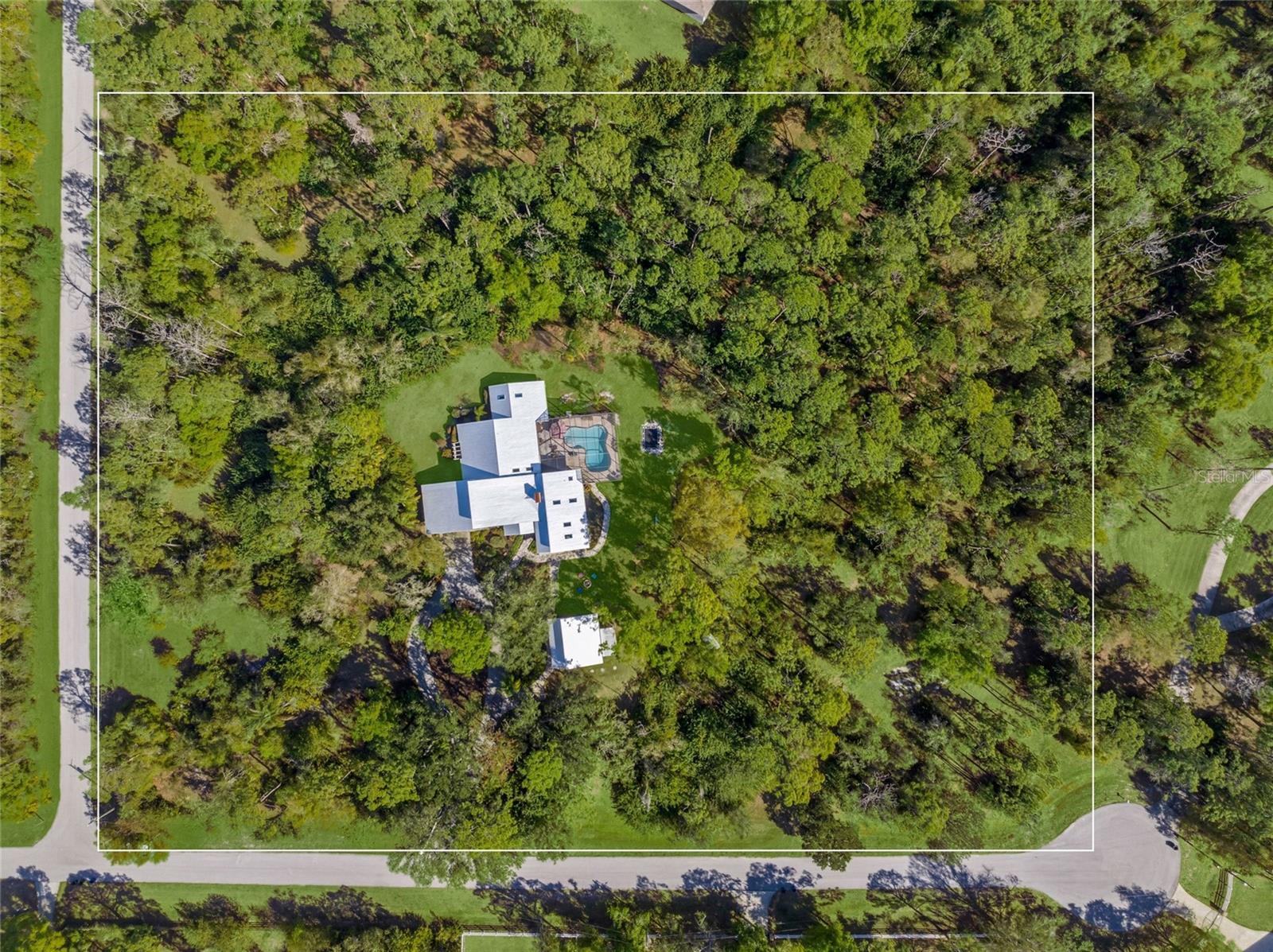 Sarasota, Florida, 34241, United States, 4 Bedrooms Bedrooms, ,5 BathroomsBathrooms,Residential,Active,2017104