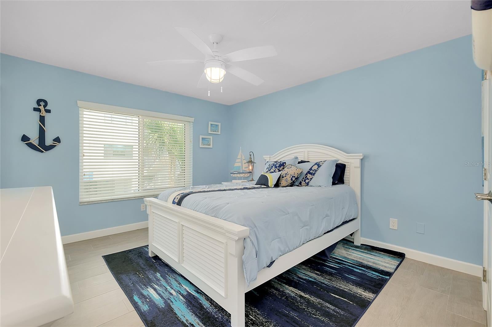 Sarasota, Florida, 34242, United States, 3 Bedrooms Bedrooms, ,2 BathroomsBathrooms,Residential,Active,1987232