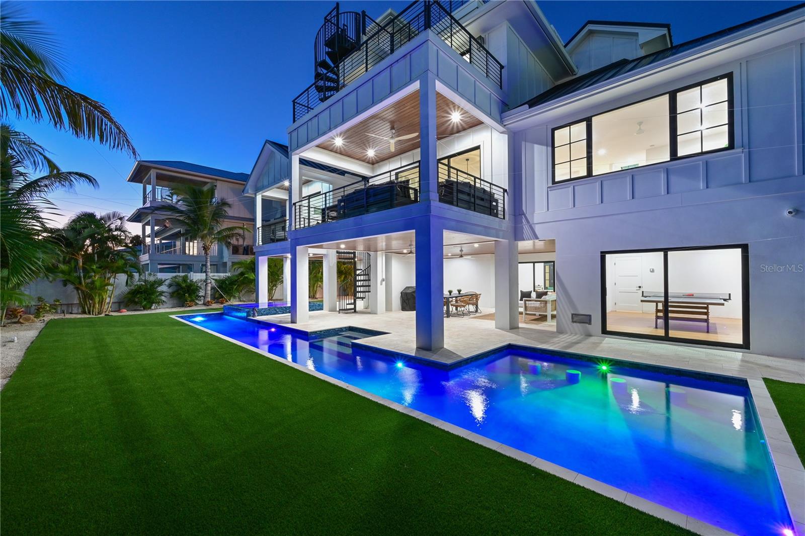 Holmes Beach, Florida, 34217, United States, 4 Bedrooms Bedrooms, ,4 BathroomsBathrooms,Residential,Active,1995267