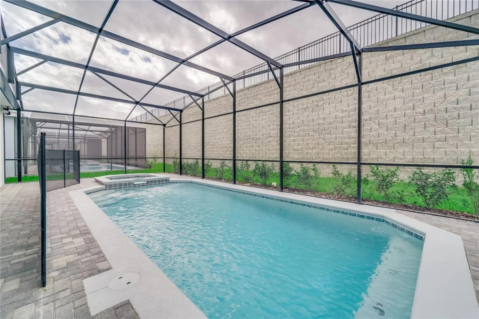 Davenport, Florida, 33897, United States, 10 Bedrooms Bedrooms, ,8 BathroomsBathrooms,Residential,Active,1988466