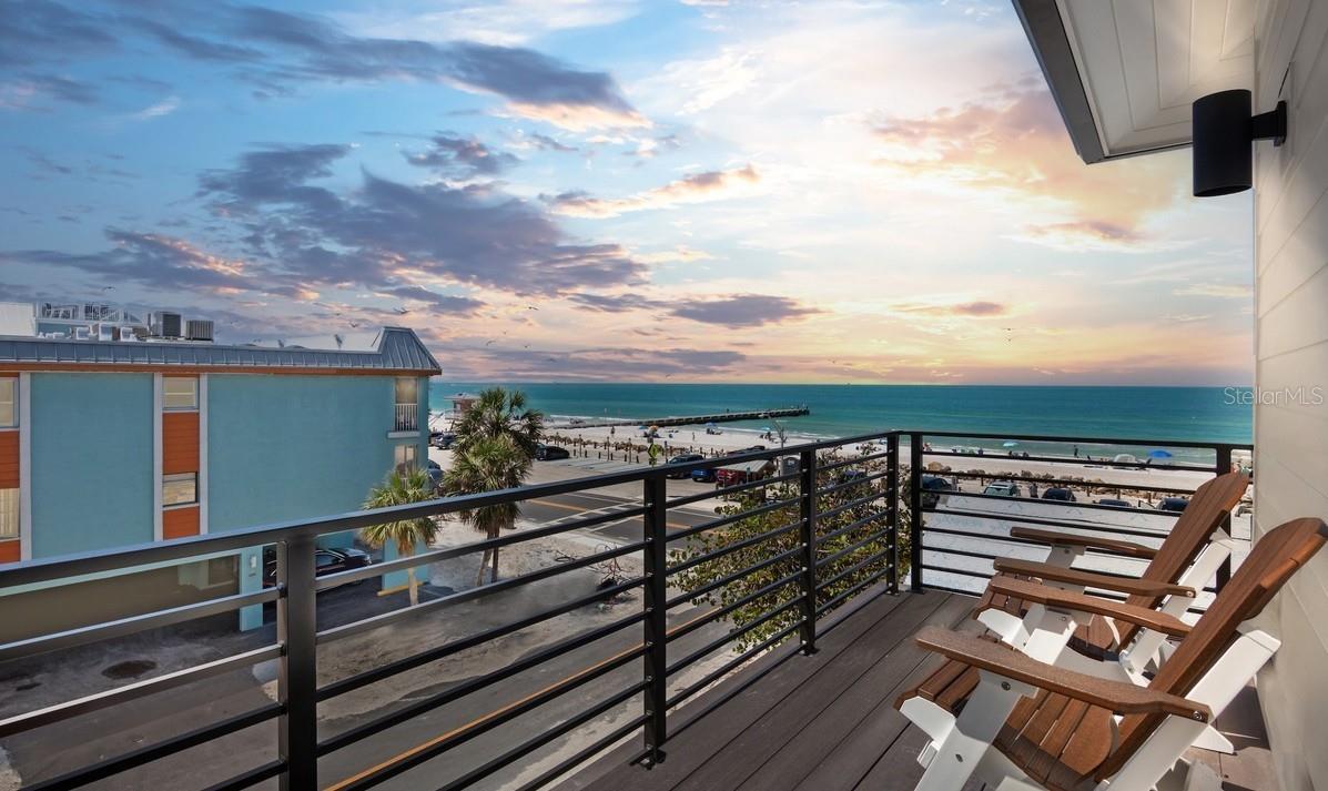 Bradenton Beach, Florida, 34217, United States, 7 Bedrooms Bedrooms, ,8 BathroomsBathrooms,Residential,Active,1929473