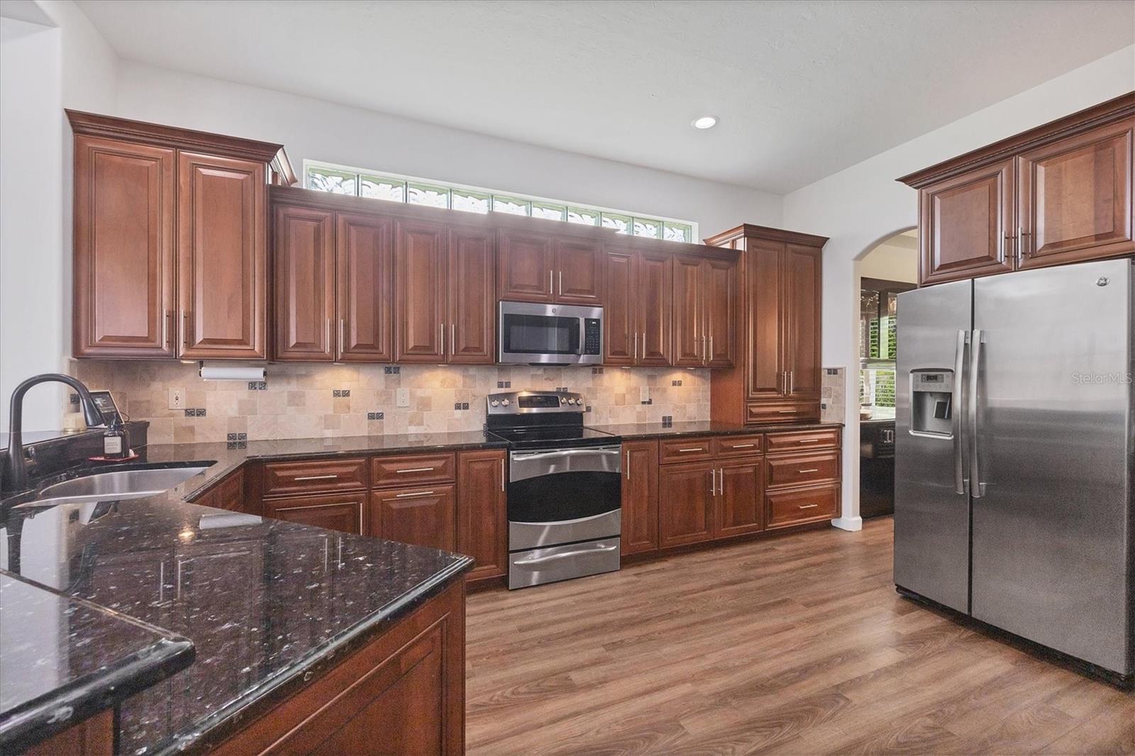 Sarasota, Florida, 34240, United States, 3 Bedrooms Bedrooms, ,3 BathroomsBathrooms,Residential,Active,1871617