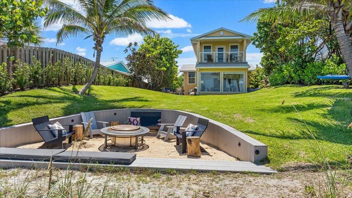 Cocoa Beach, Florida, 32931, United States, 5 Bedrooms Bedrooms, ,4 BathroomsBathrooms,Residential,Active,1880011