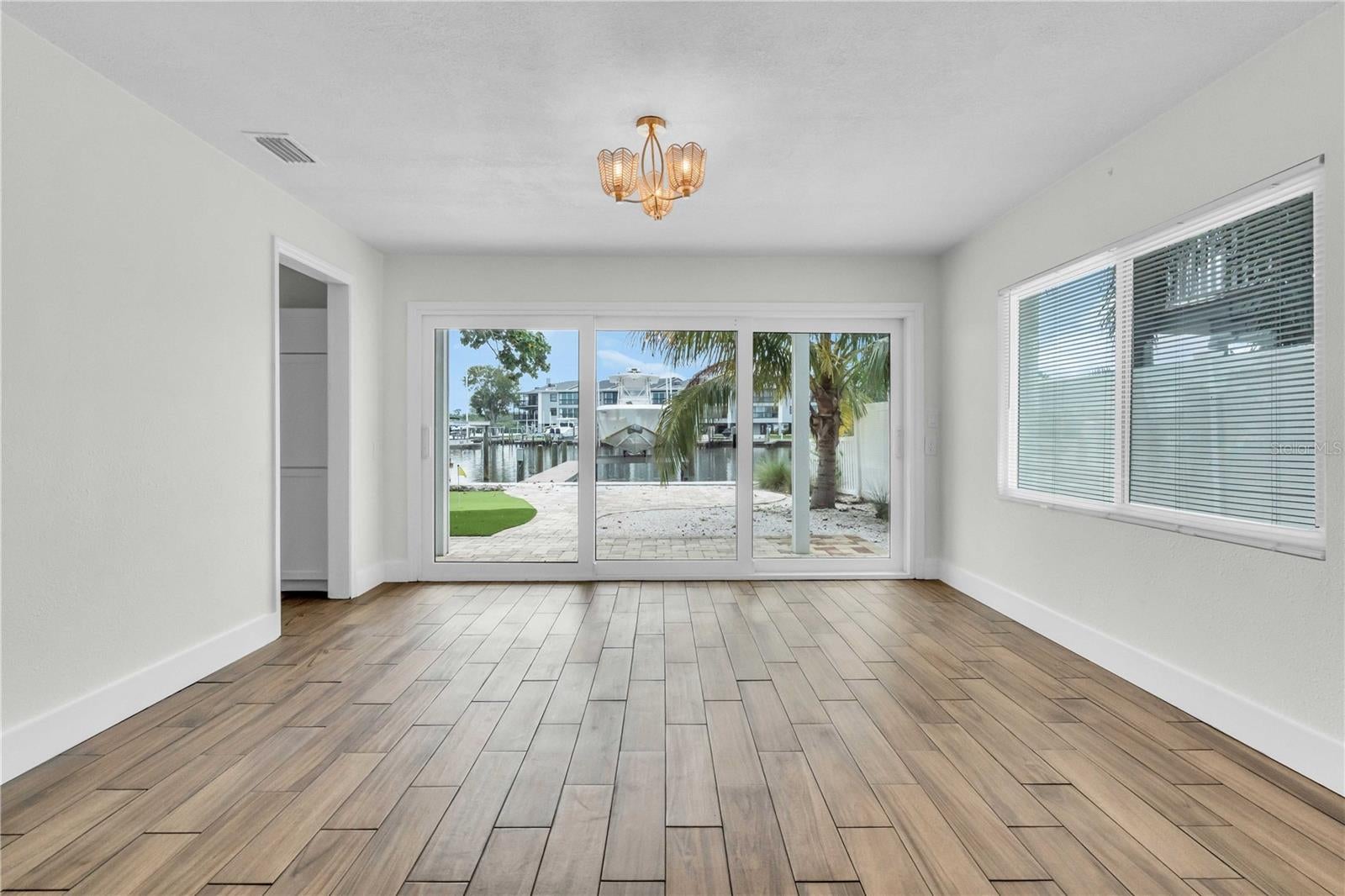 Indian Rocks Beach, Florida, 33785, United States, 3 Bedrooms Bedrooms, ,3 BathroomsBathrooms,Residential,Active,1945092