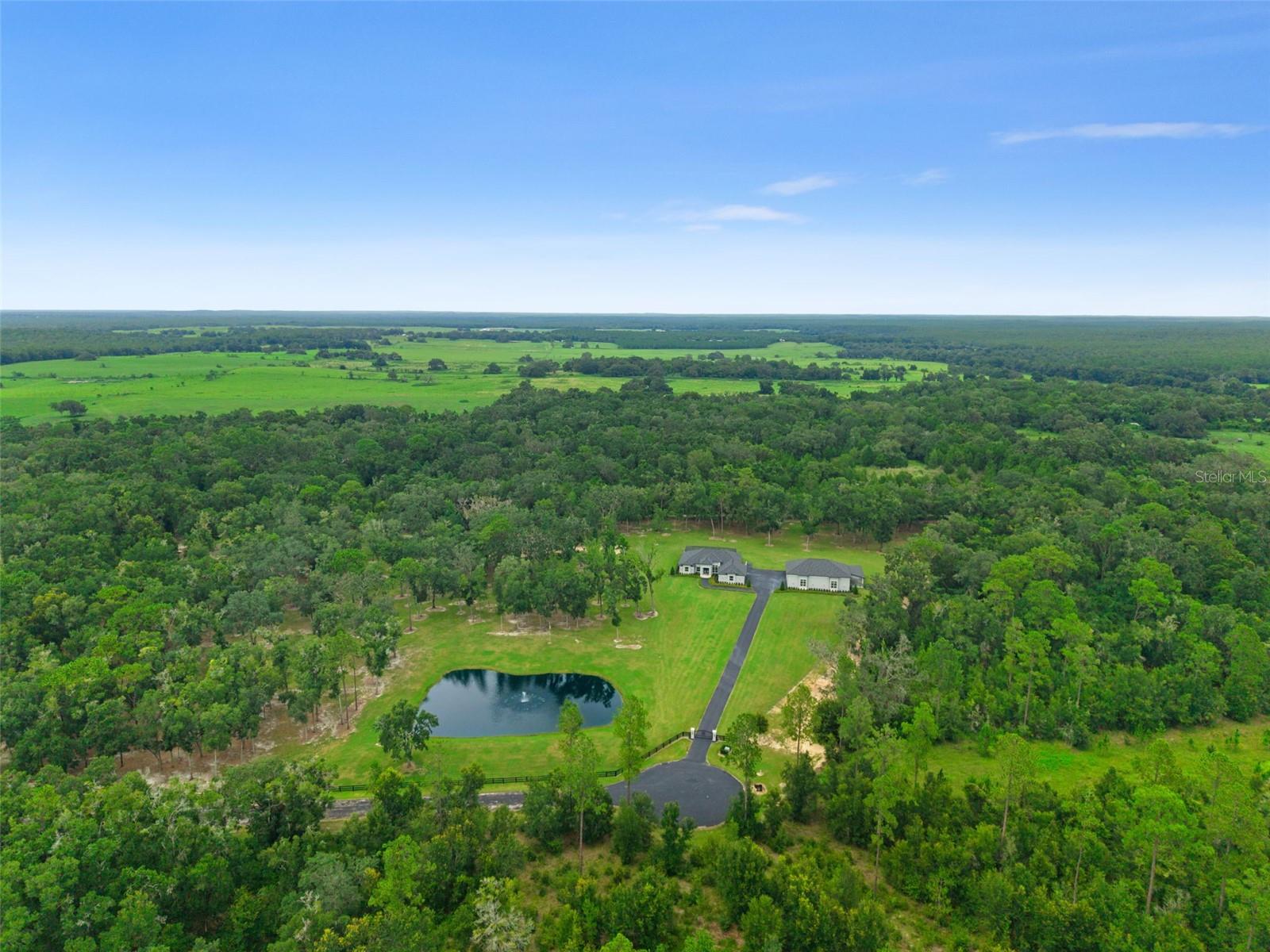 Homosassa, Florida, 34446, United States, 4 Bedrooms Bedrooms, ,4 BathroomsBathrooms,Residential,Active,1910160