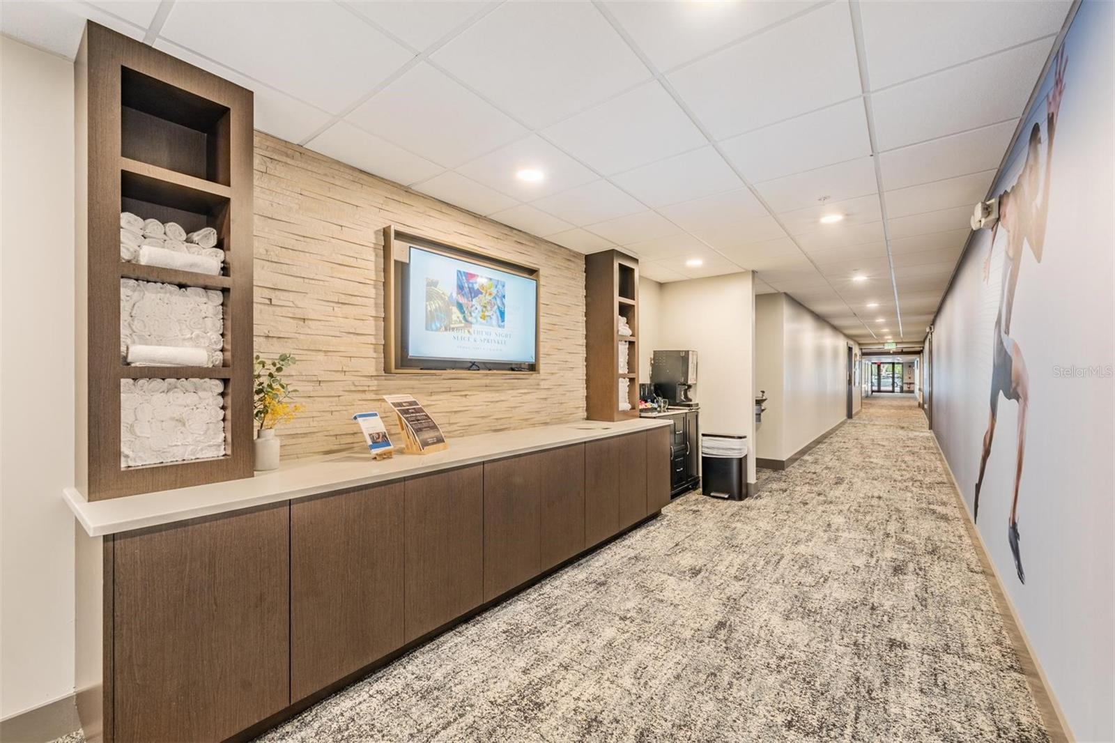 Oldsmar, Florida, 34677, United States, 5 Bedrooms Bedrooms, ,4 BathroomsBathrooms,Residential,Active,1946542