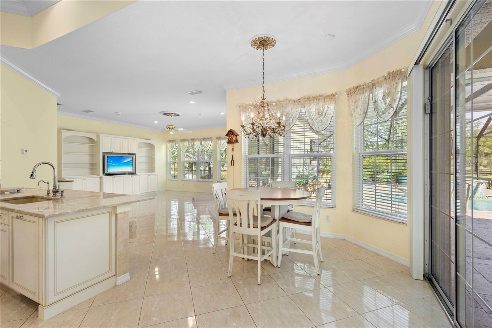 Sarasota, Florida, 34240, United States, 3 Bedrooms Bedrooms, ,3 BathroomsBathrooms,Residential,Active,1987206