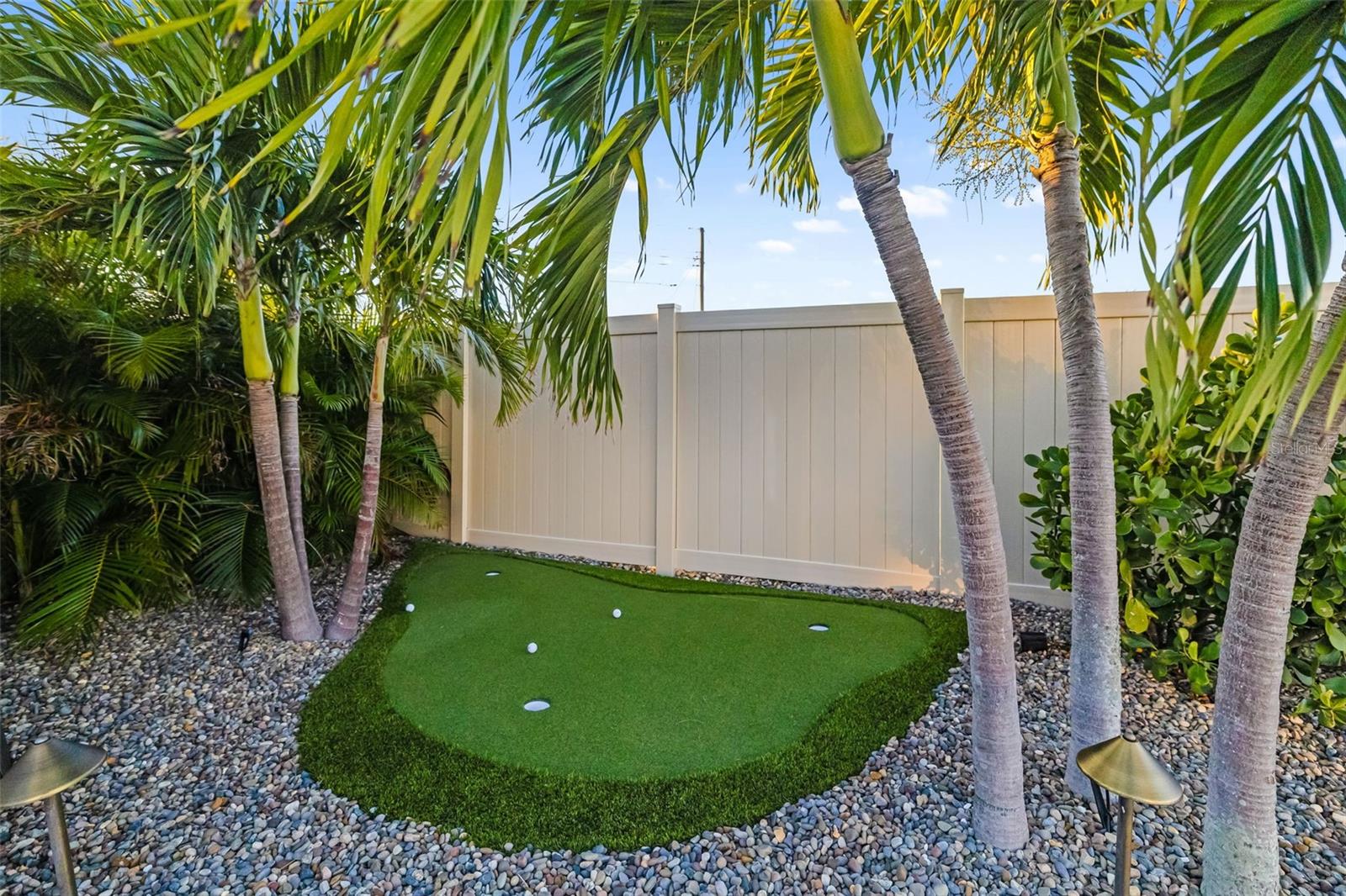 Bradenton, Florida, 34210, United States, 3 Bedrooms Bedrooms, ,3 BathroomsBathrooms,Residential,Active,1993663