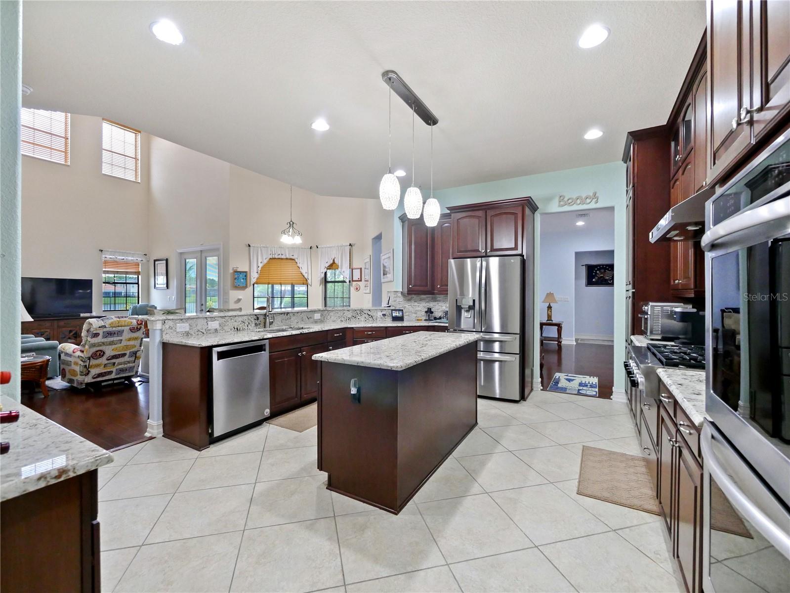 Orlando, Florida, 32832, United States, 5 Bedrooms Bedrooms, ,4 BathroomsBathrooms,Residential,Active,1894191