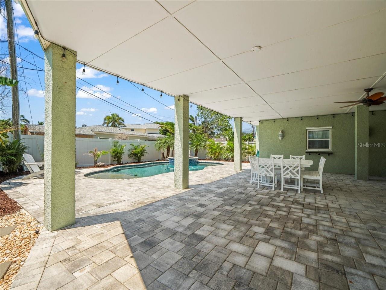Redington Beach, Florida, 33708, United States, 3 Bedrooms Bedrooms, ,4 BathroomsBathrooms,Residential,Active,1936157