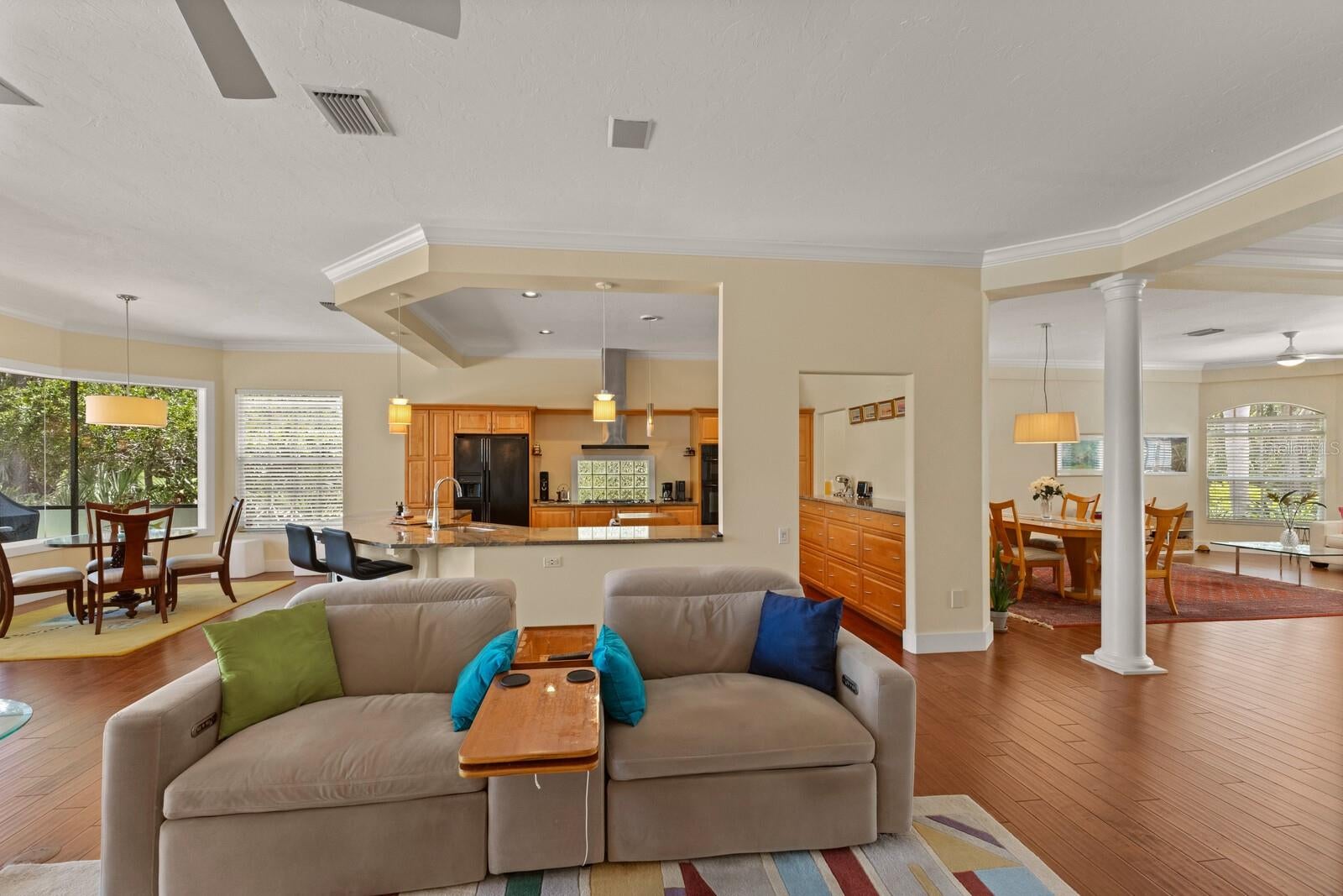 University Park, Florida, 34201, United States, 3 Bedrooms Bedrooms, ,3 BathroomsBathrooms,Residential,Active,1894782