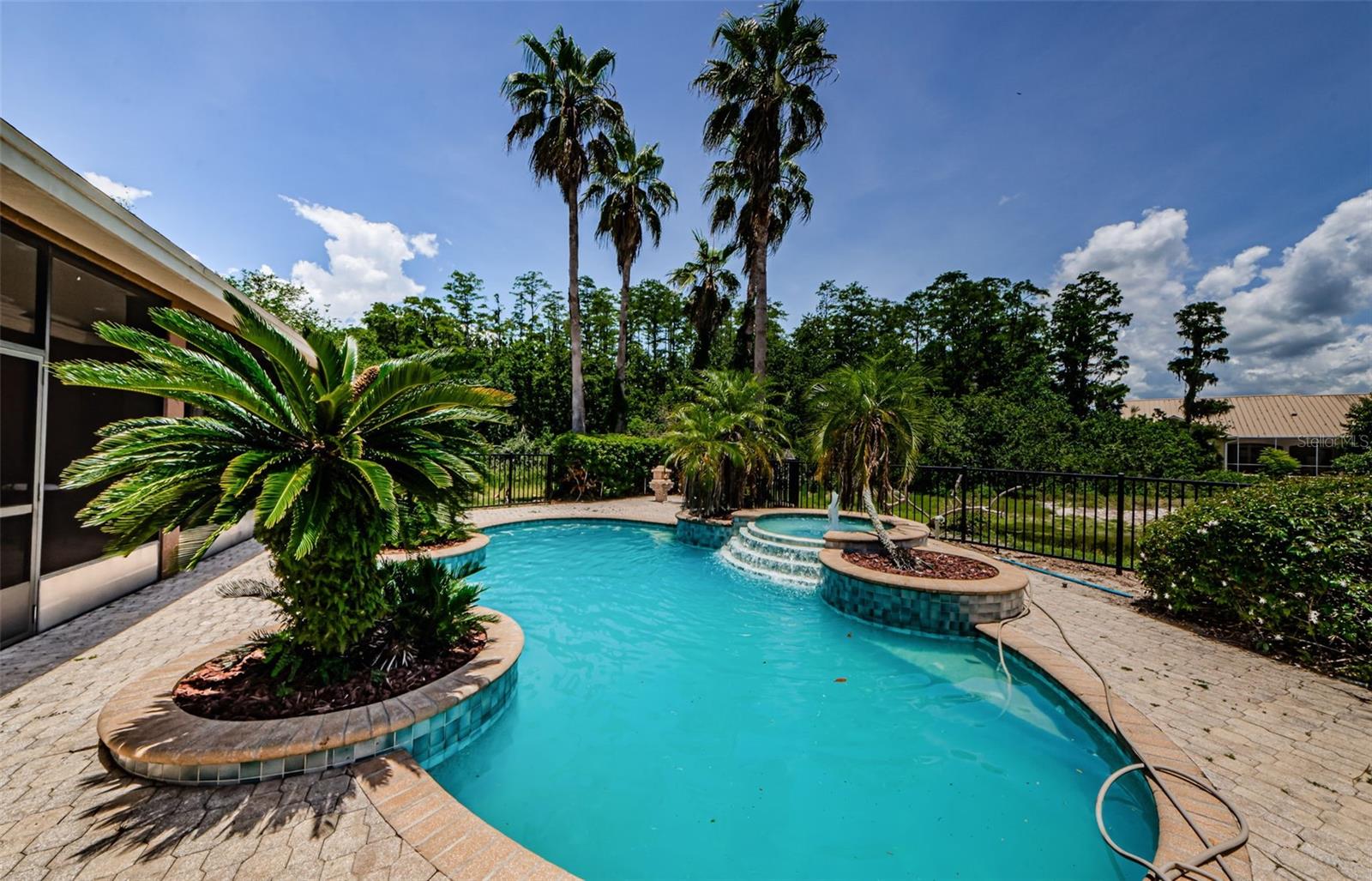 Tarpon Springs, Florida, 34688, United States, 5 Bedrooms Bedrooms, ,4 BathroomsBathrooms,Residential,Active,1853279