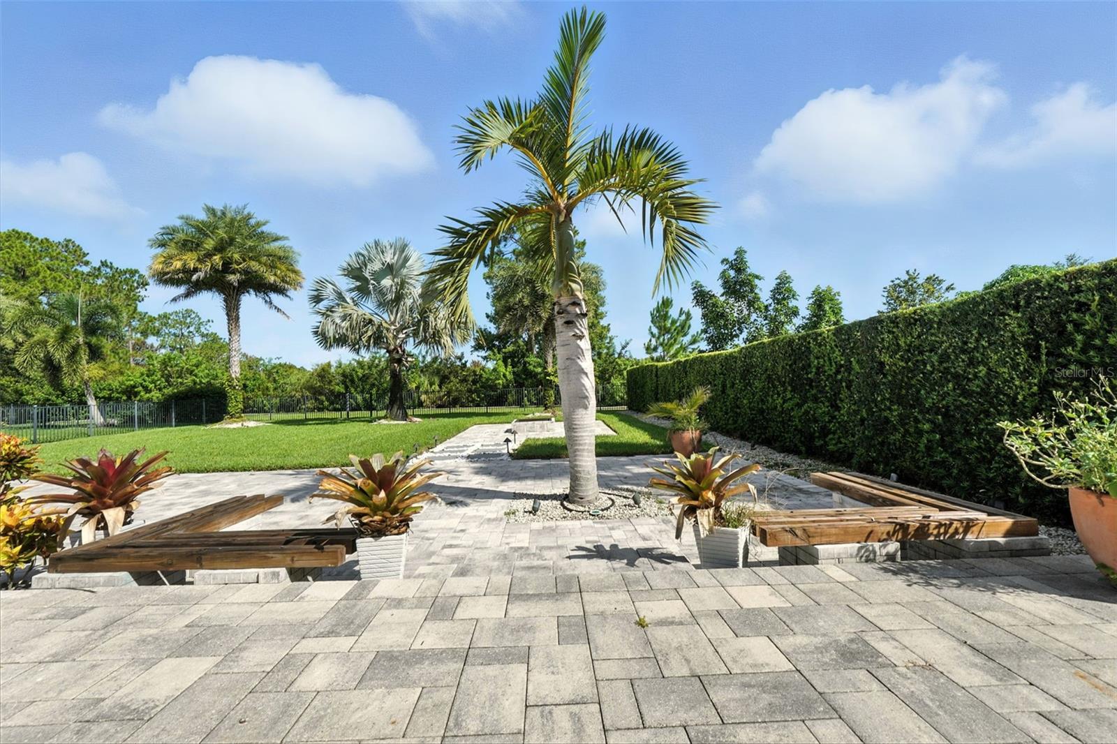 Windermere, Florida, 34786, United States, 5 Bedrooms Bedrooms, ,6 BathroomsBathrooms,Residential,Active,1894516