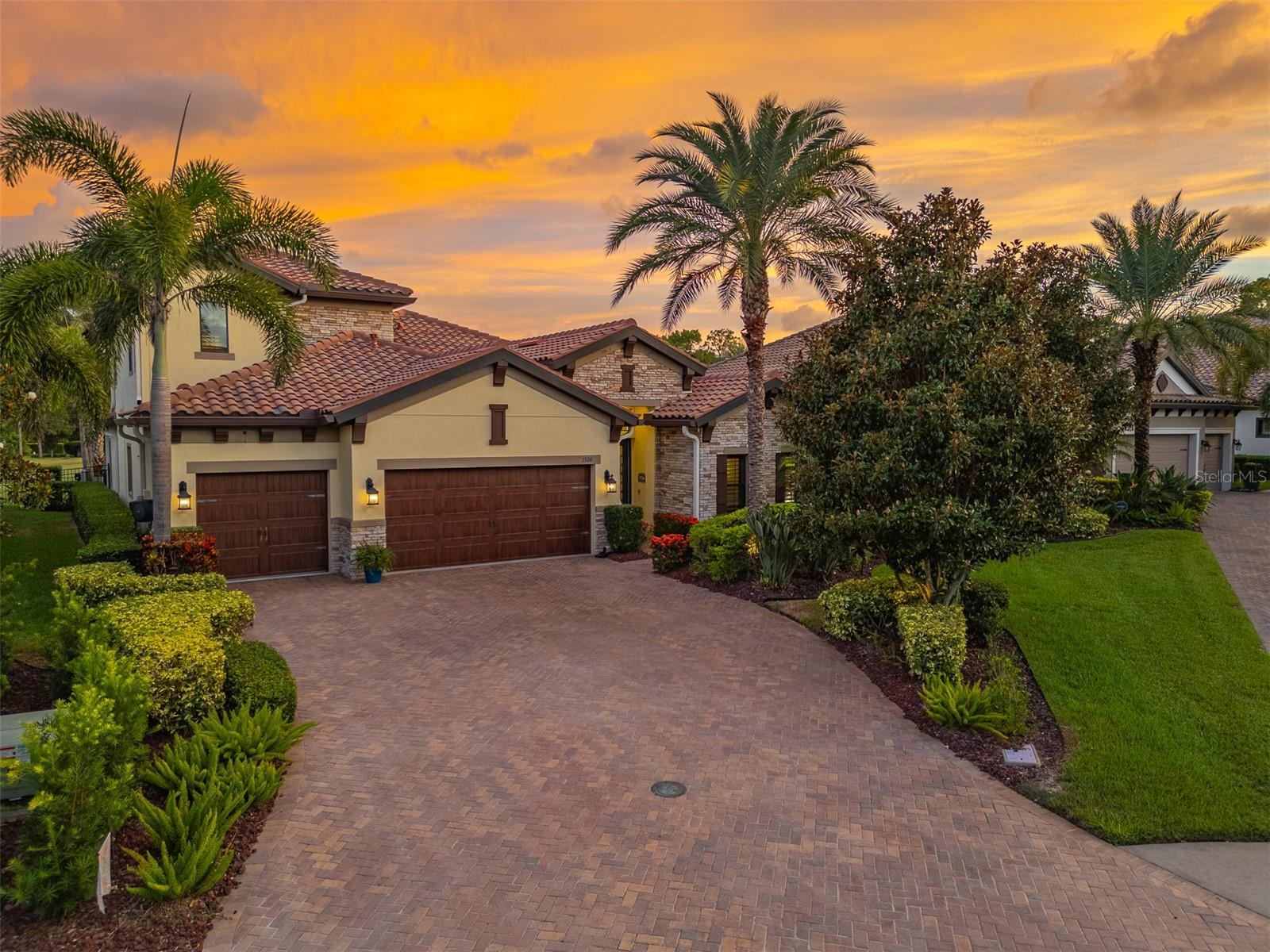 Palm Harbor, Florida, 34683, United States, 4 Bedrooms Bedrooms, ,3 BathroomsBathrooms,Residential,Active,1905355