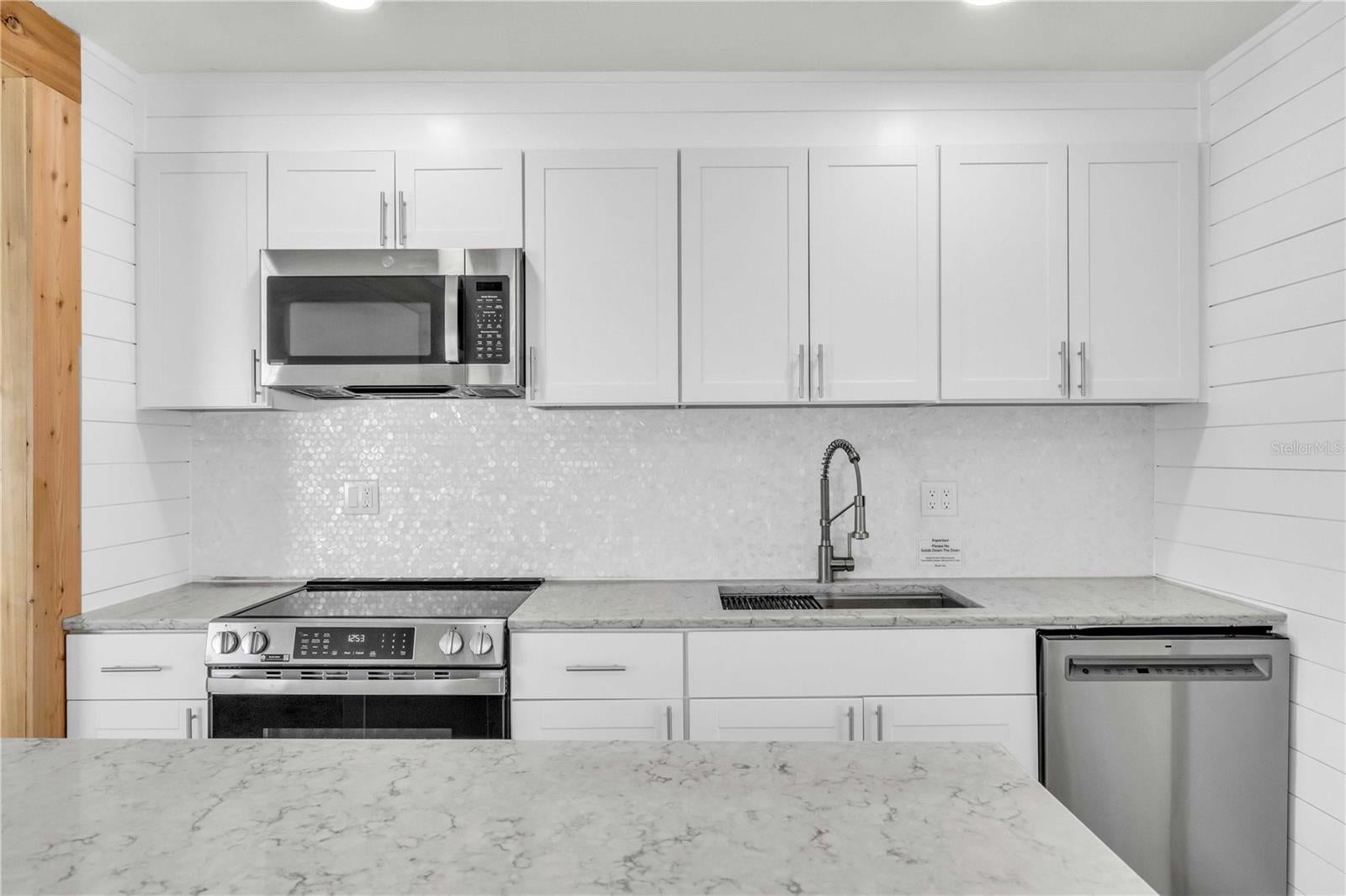 Indian Rocks Beach, Florida, 33785, United States, 3 Bedrooms Bedrooms, ,3 BathroomsBathrooms,Residential,Active,1945092