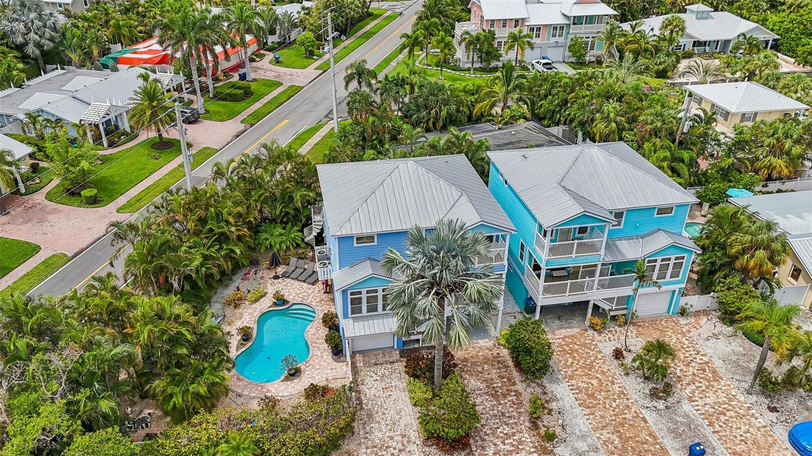 Holmes Beach, Florida, 34217, United States, 4 Bedrooms Bedrooms, ,3 BathroomsBathrooms,Residential,Active,1876877