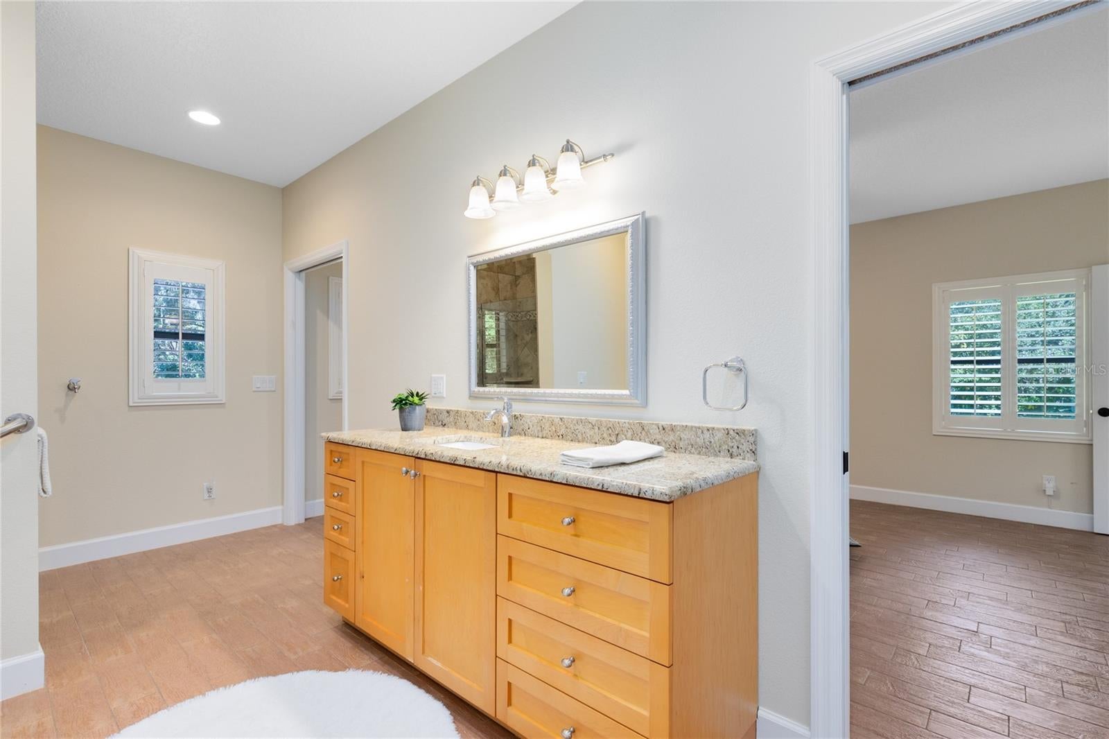 Winter Springs, Florida, 32708, United States, 7 Bedrooms Bedrooms, ,5 BathroomsBathrooms,Residential,Pending,2007299