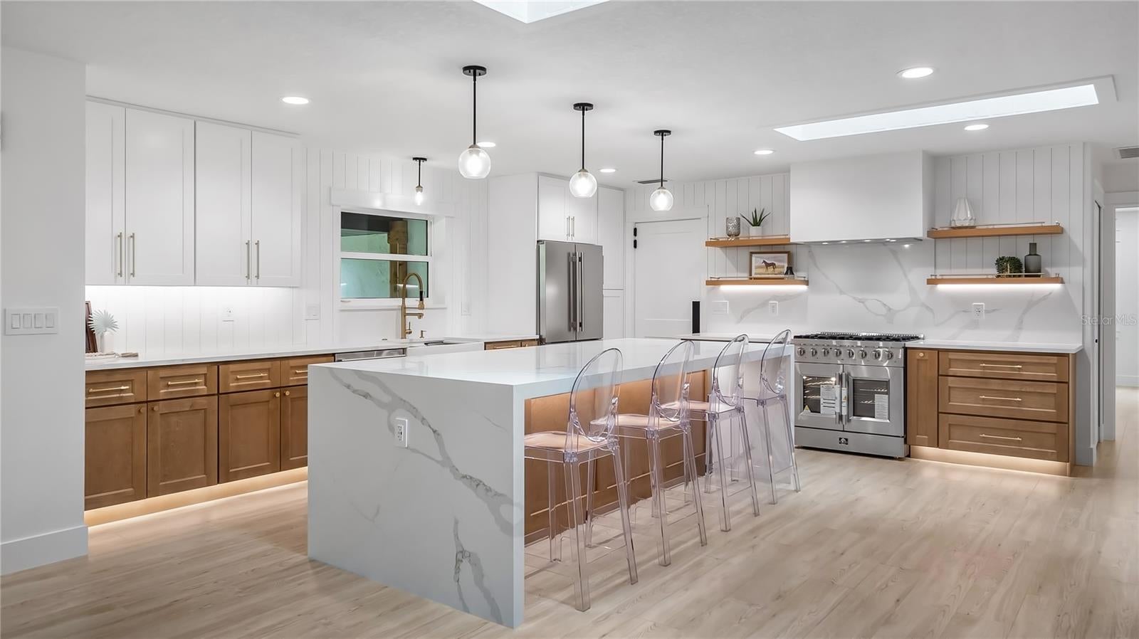 Montverde, Florida, 34756, United States, 4 Bedrooms Bedrooms, ,3 BathroomsBathrooms,Residential,Active,1904751