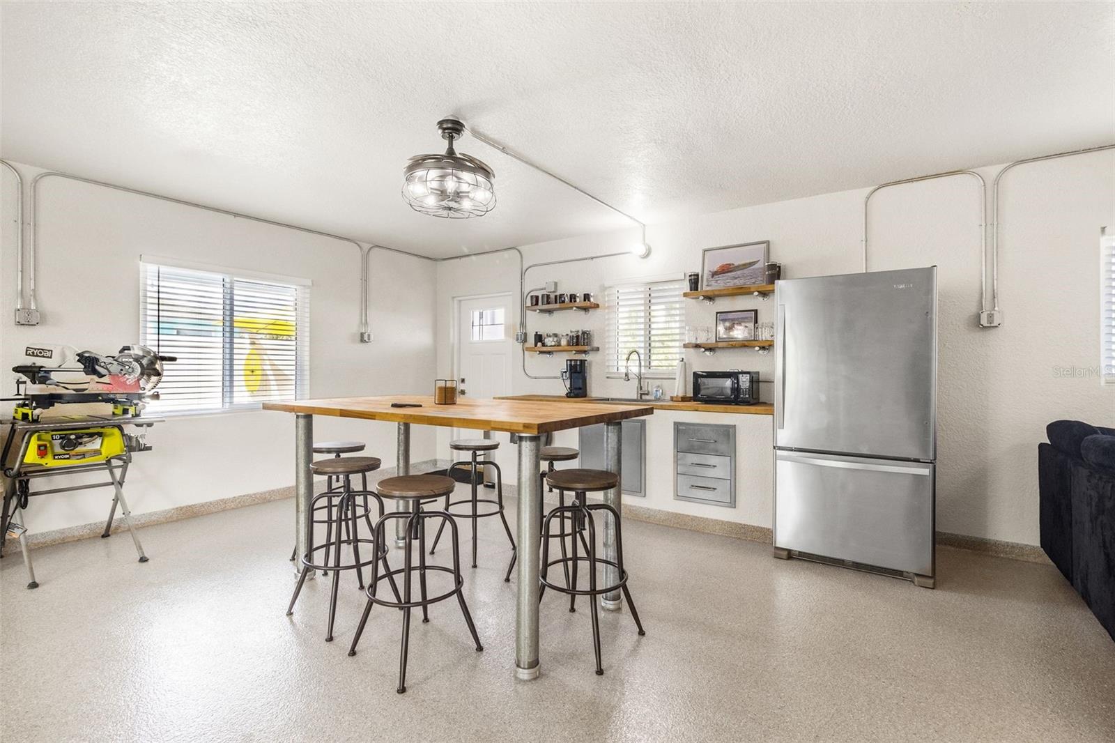 Englewood, Florida, 34223, United States, 3 Bedrooms Bedrooms, ,4 BathroomsBathrooms,Residential,Active,1944259