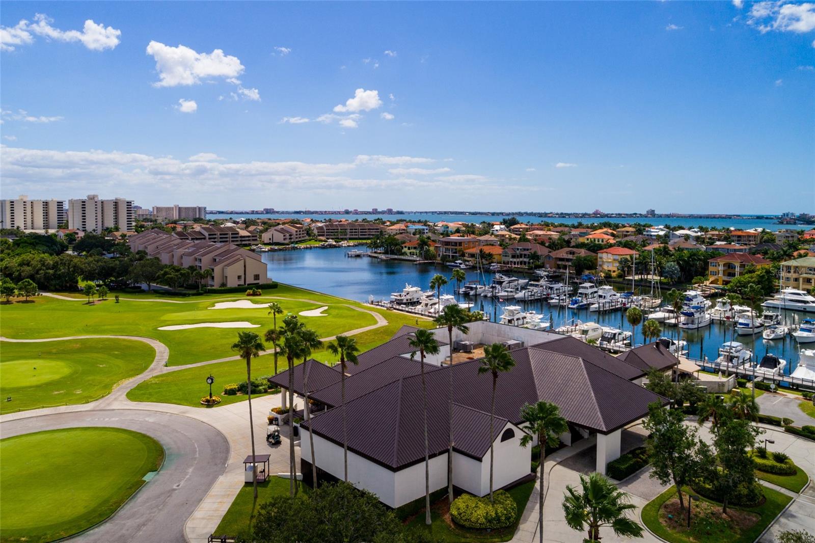 St Petersburg, Florida, 33707, United States, 4 Bedrooms Bedrooms, ,5 BathroomsBathrooms,Residential,Active,1985578