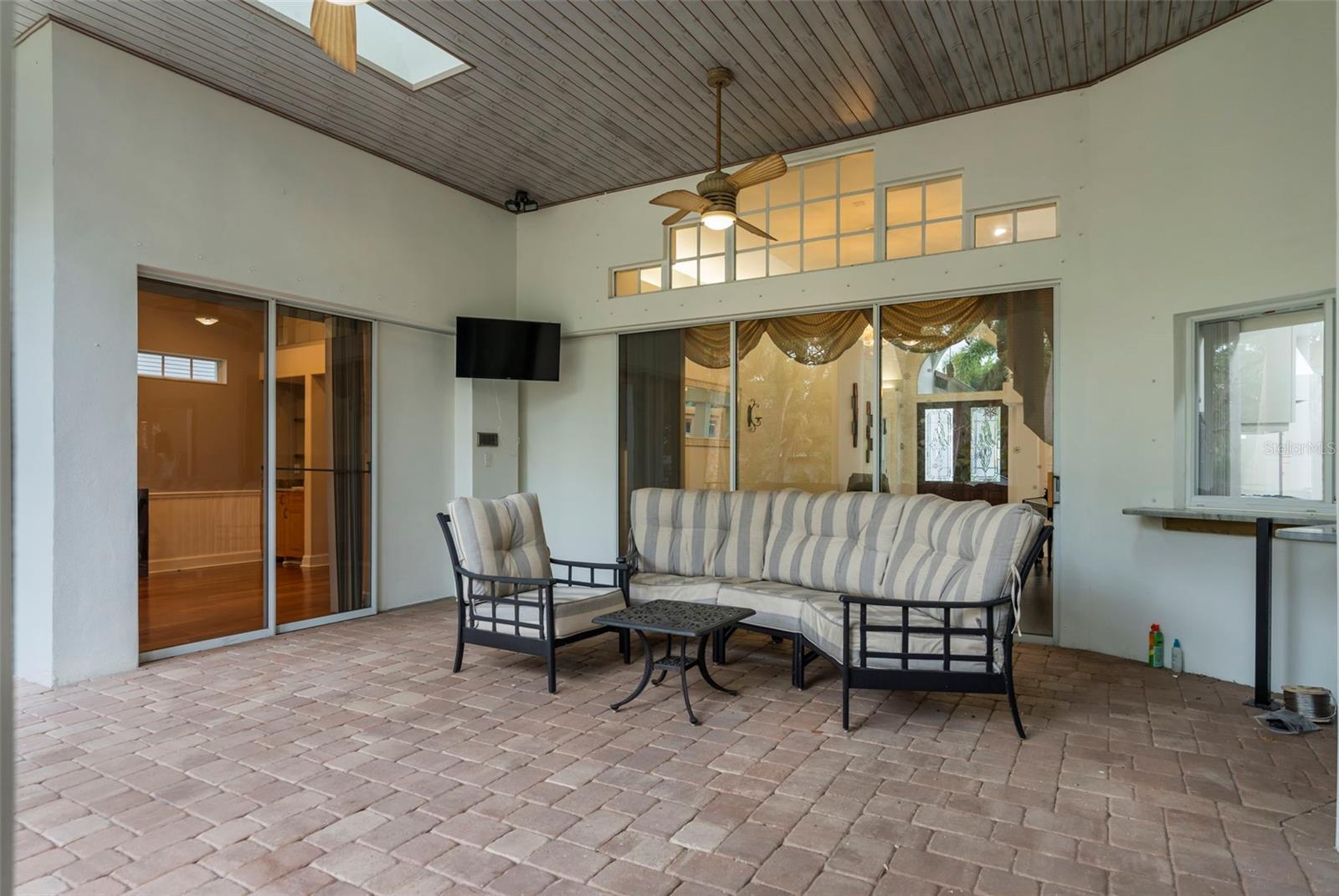 Tarpon Springs, Florida, 34689, United States, 4 Bedrooms Bedrooms, ,3 BathroomsBathrooms,Residential,Active,1900413