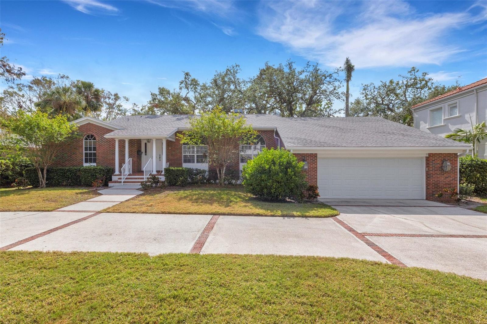 Sarasota, Florida, 34239, United States, 3 Bedrooms Bedrooms, ,3 BathroomsBathrooms,Residential,Active,1702413
