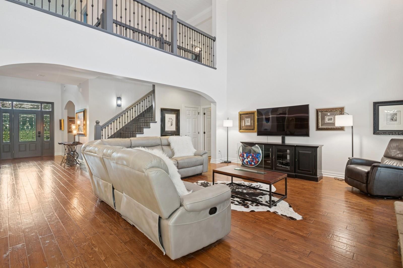 Fruitland Park, Florida, 34731, United States, 7 Bedrooms Bedrooms, ,6 BathroomsBathrooms,Residential,Active,1894791